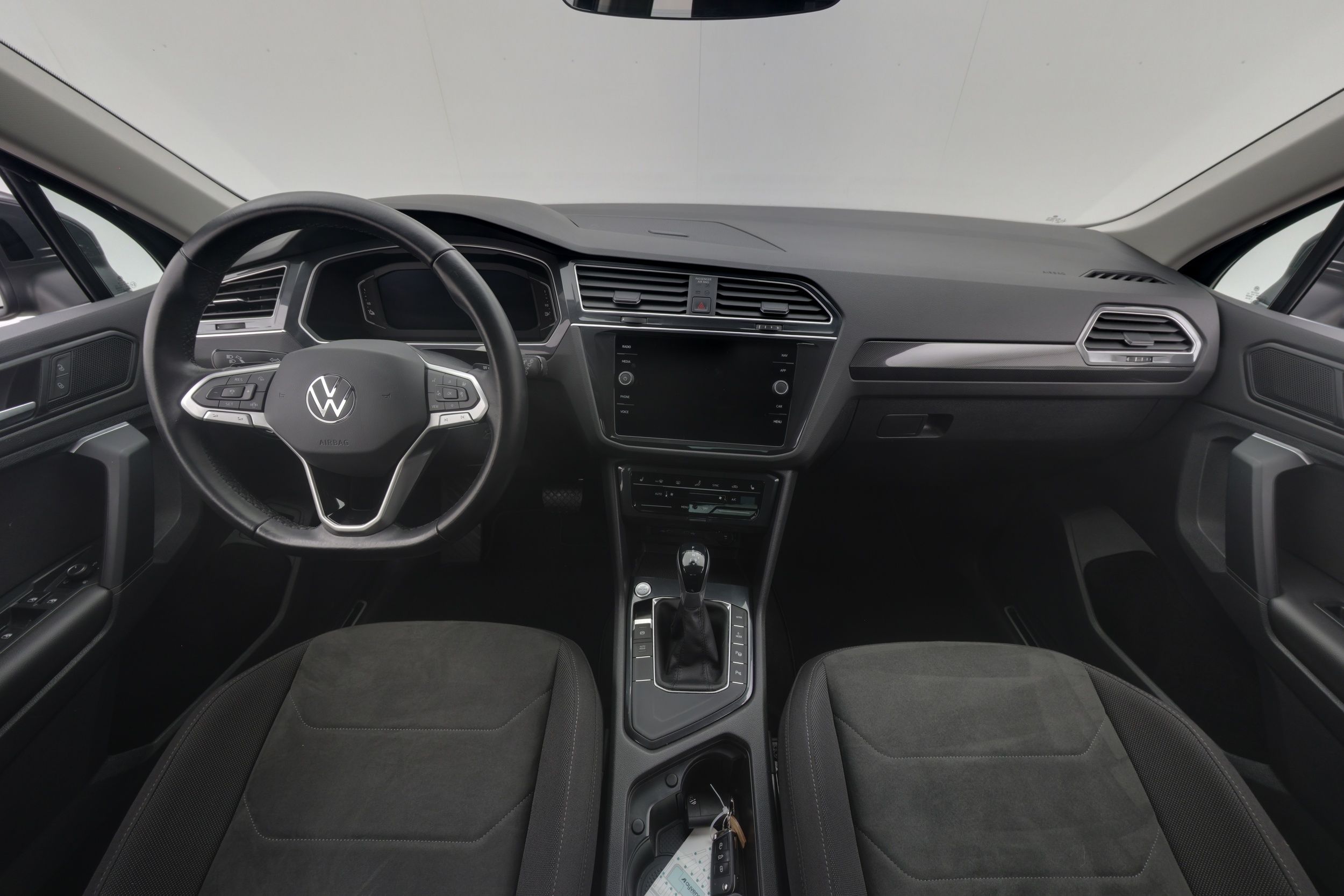 Volkswagen Tiguan 2021, kuva 7/33