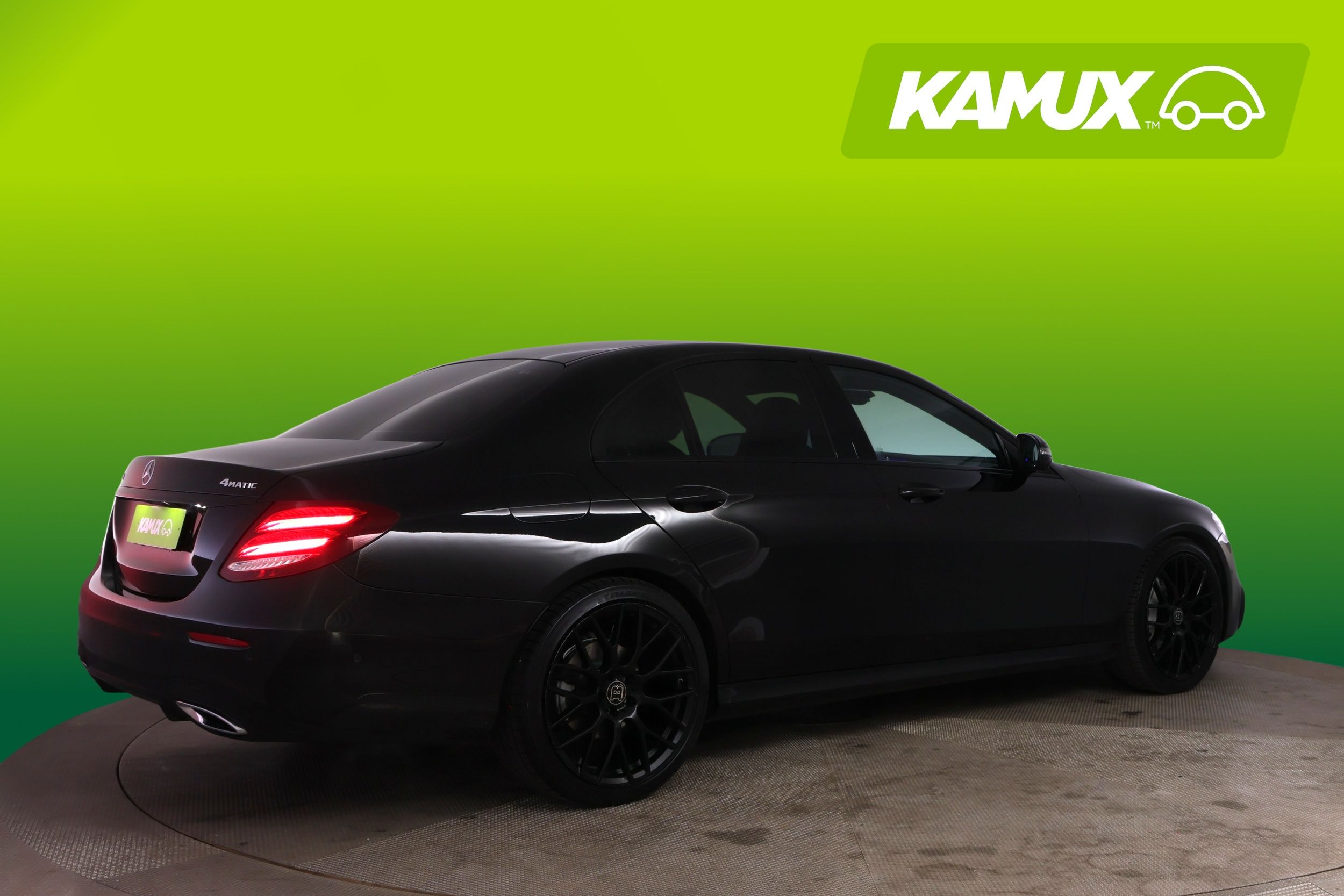 Mercedes-Benz E 220 d 4MATIC Sedan AMG 2017, kuva 2/30