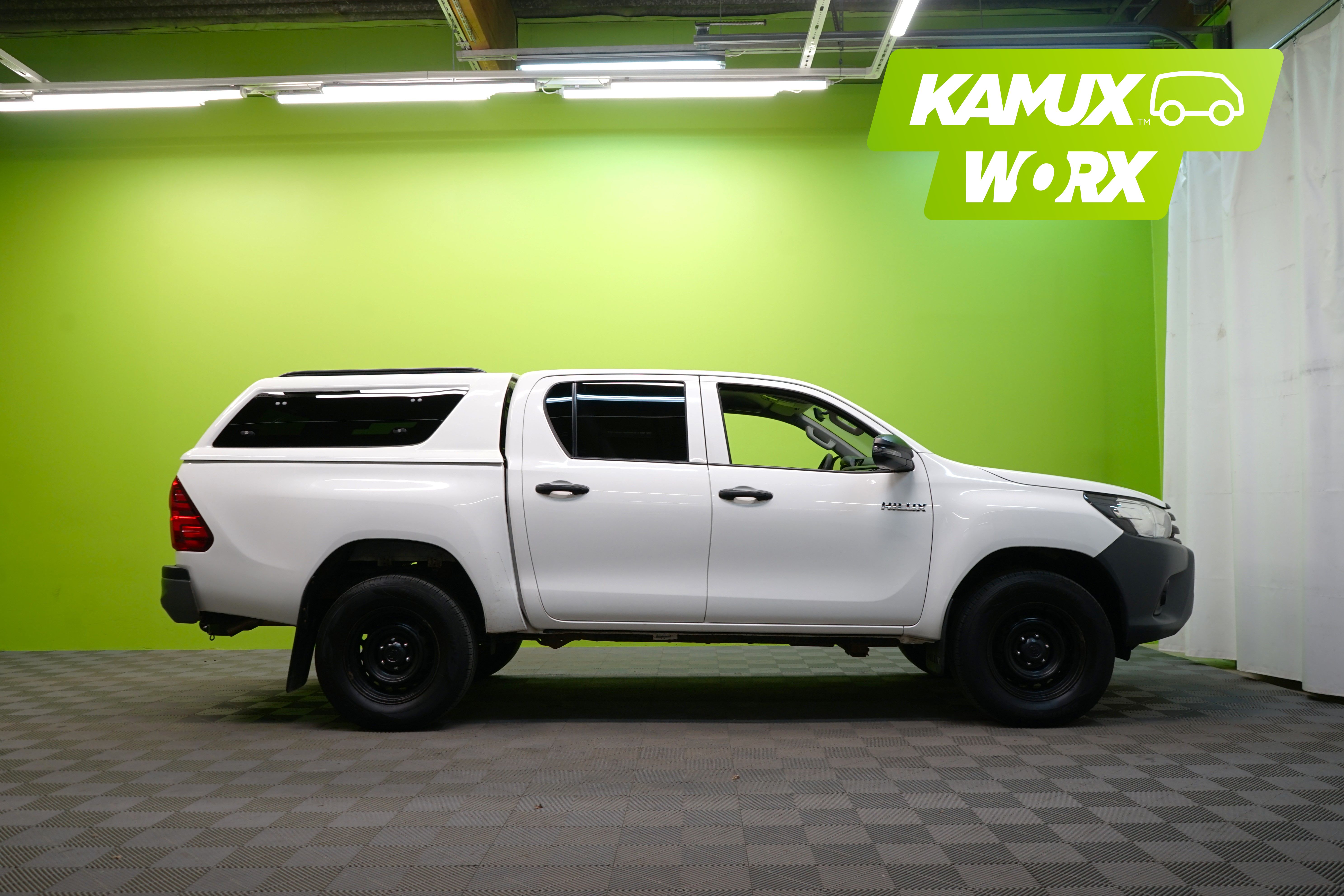 Toyota Hilux Double Cab 2,4 D-4D 150 4WD 2020, kuva 2/23