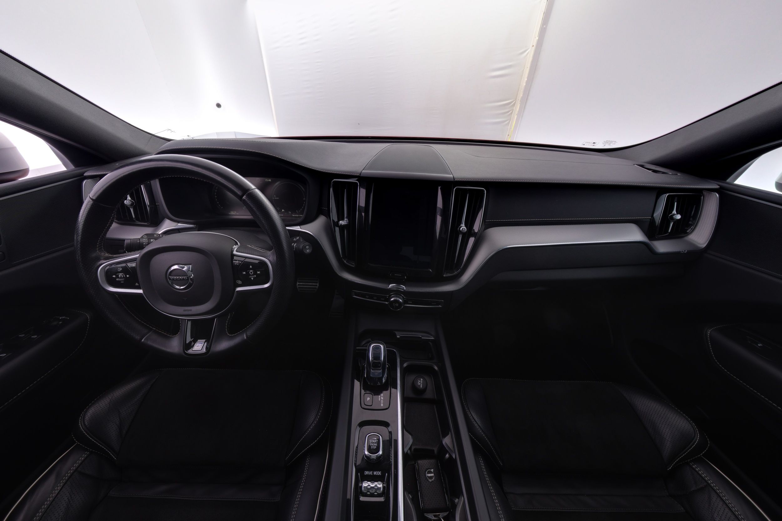 Volvo XC60 T8 AWD R-Design aut 2018, photo 7/28