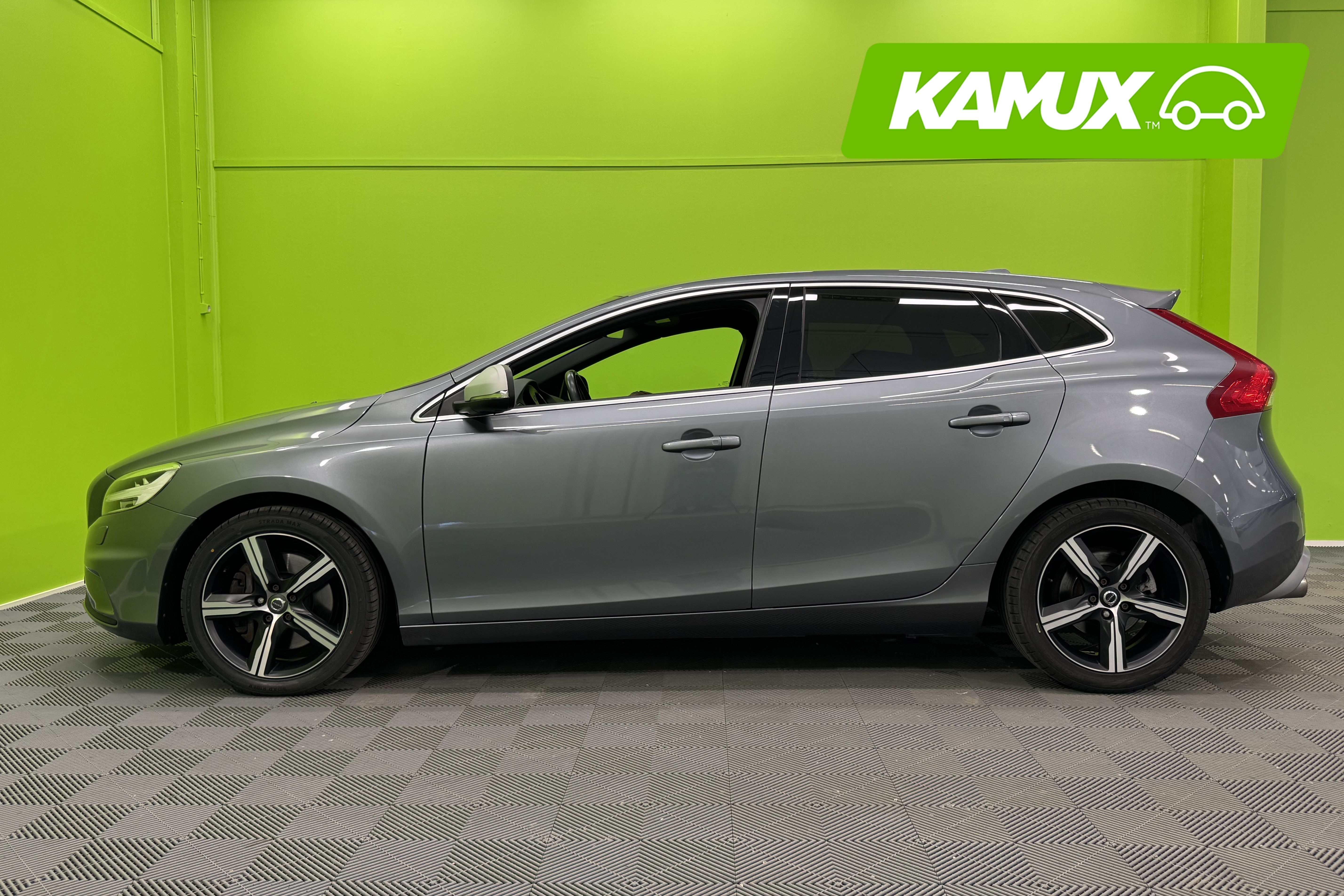 Volvo V40 T3 Business R-Design aut 2017, kuva 3/22