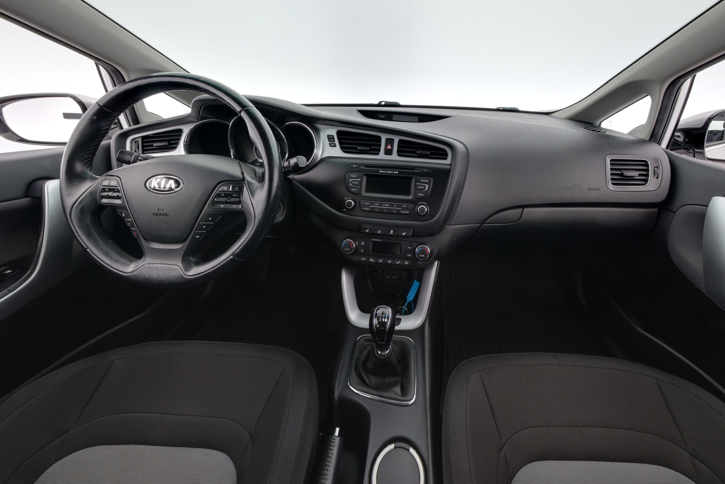 Kia Ceed 1,6 CRDi ISG EX SW EcoDynamics 2013, kuva 7/19