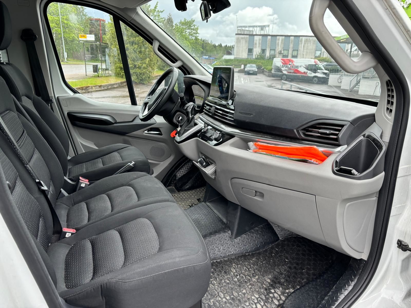 Maxus e-Deliver 9 Pullakori 200hv 77kWh 2023, kuva 5/13