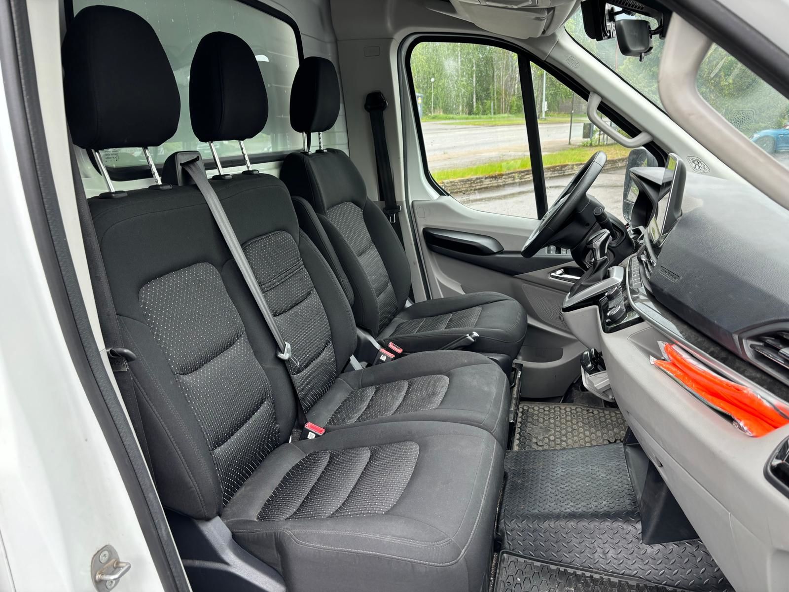 Maxus e-Deliver 9 Pullakori 200hv 77kWh 2023, kuva 6/13