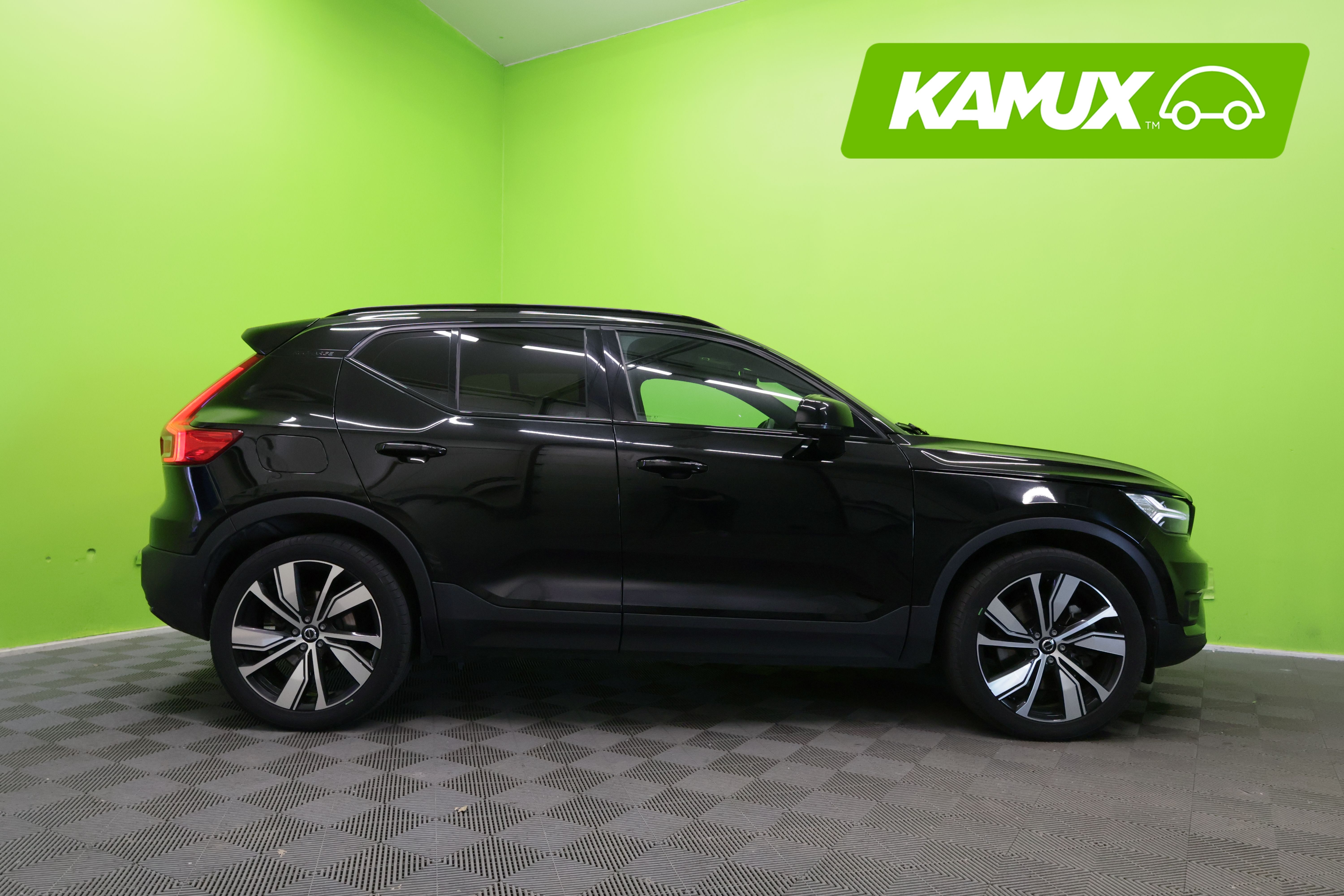 Volvo XC40 2022, kuva 2/27