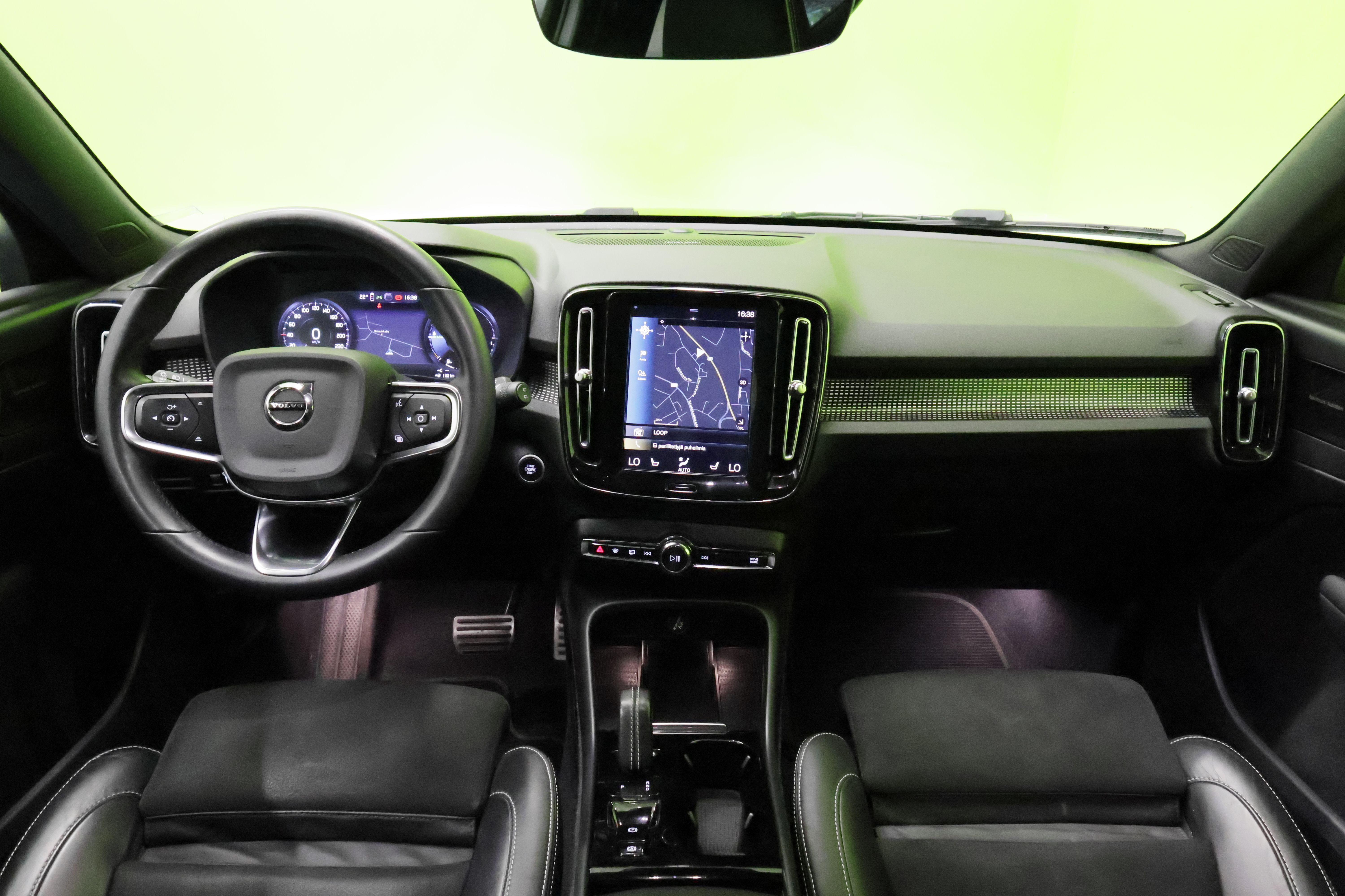Volvo XC40 2022, kuva 7/27