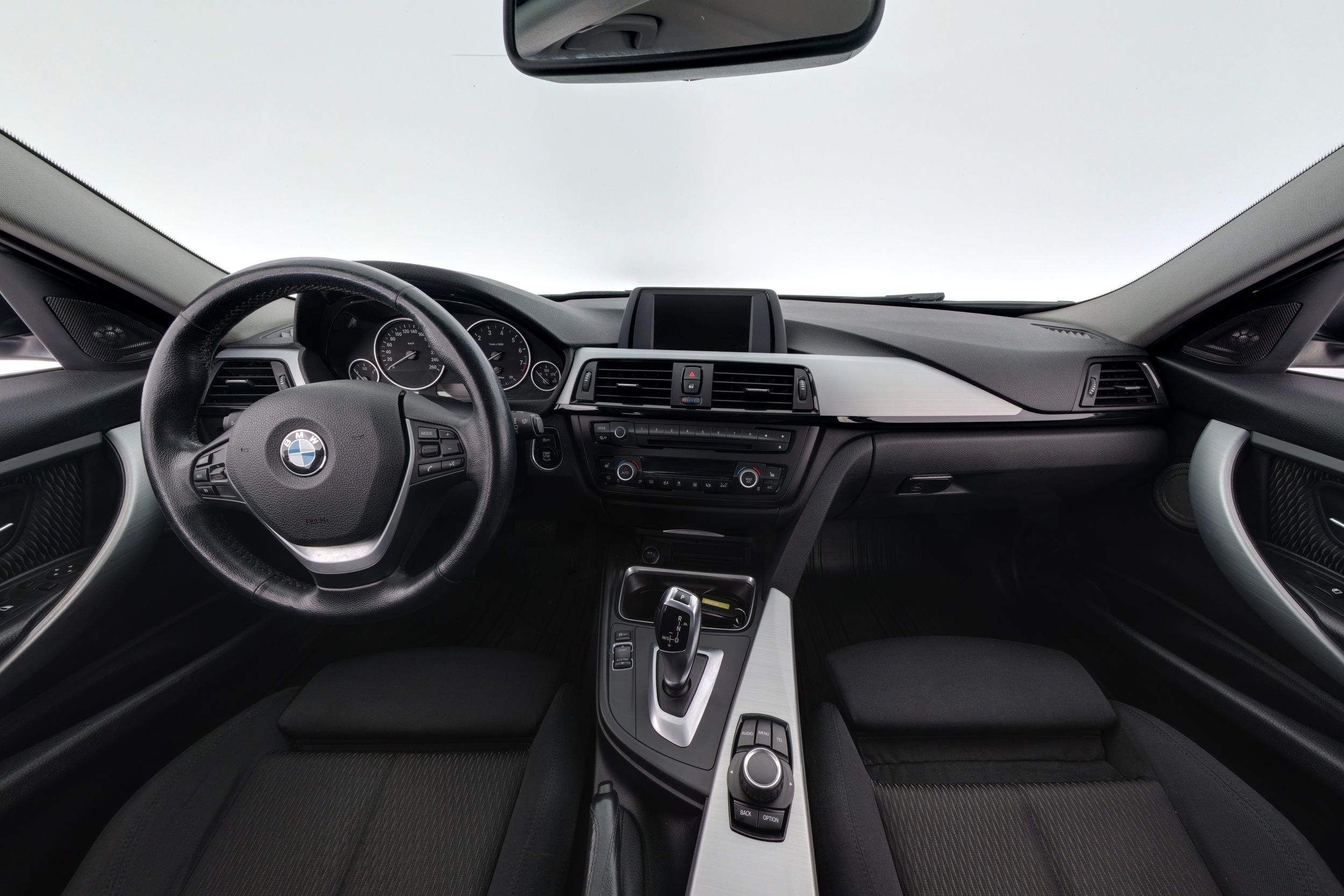 BMW 320 2013, kuva 7/26