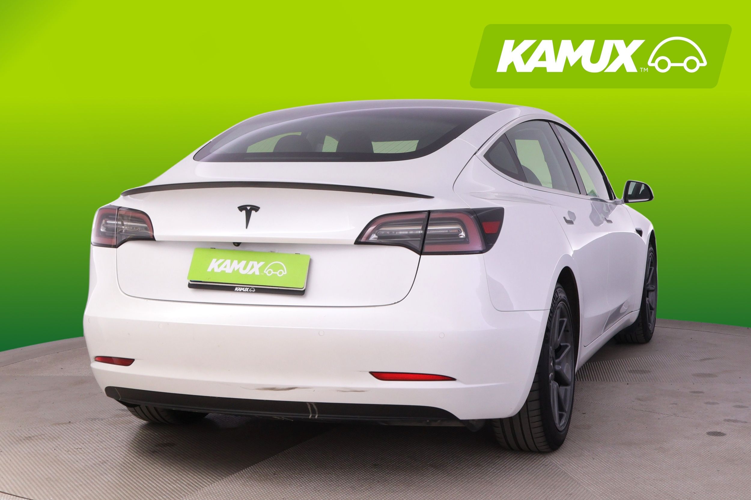 Tesla Model 3 Standard Range Plus 2020, kuva 3/26