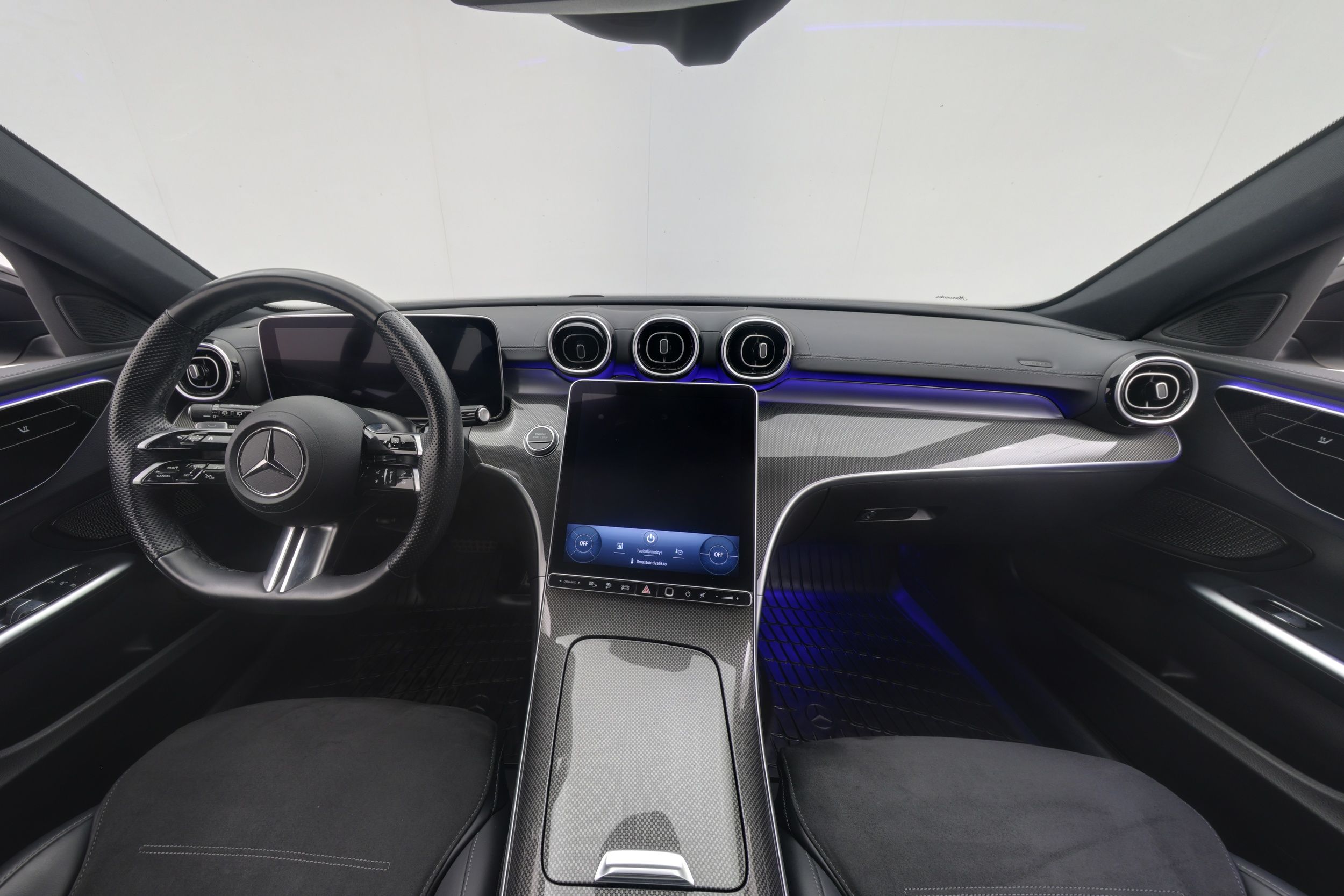 Mercedes-Benz C 300 e T AMG 2023, photo 7/29