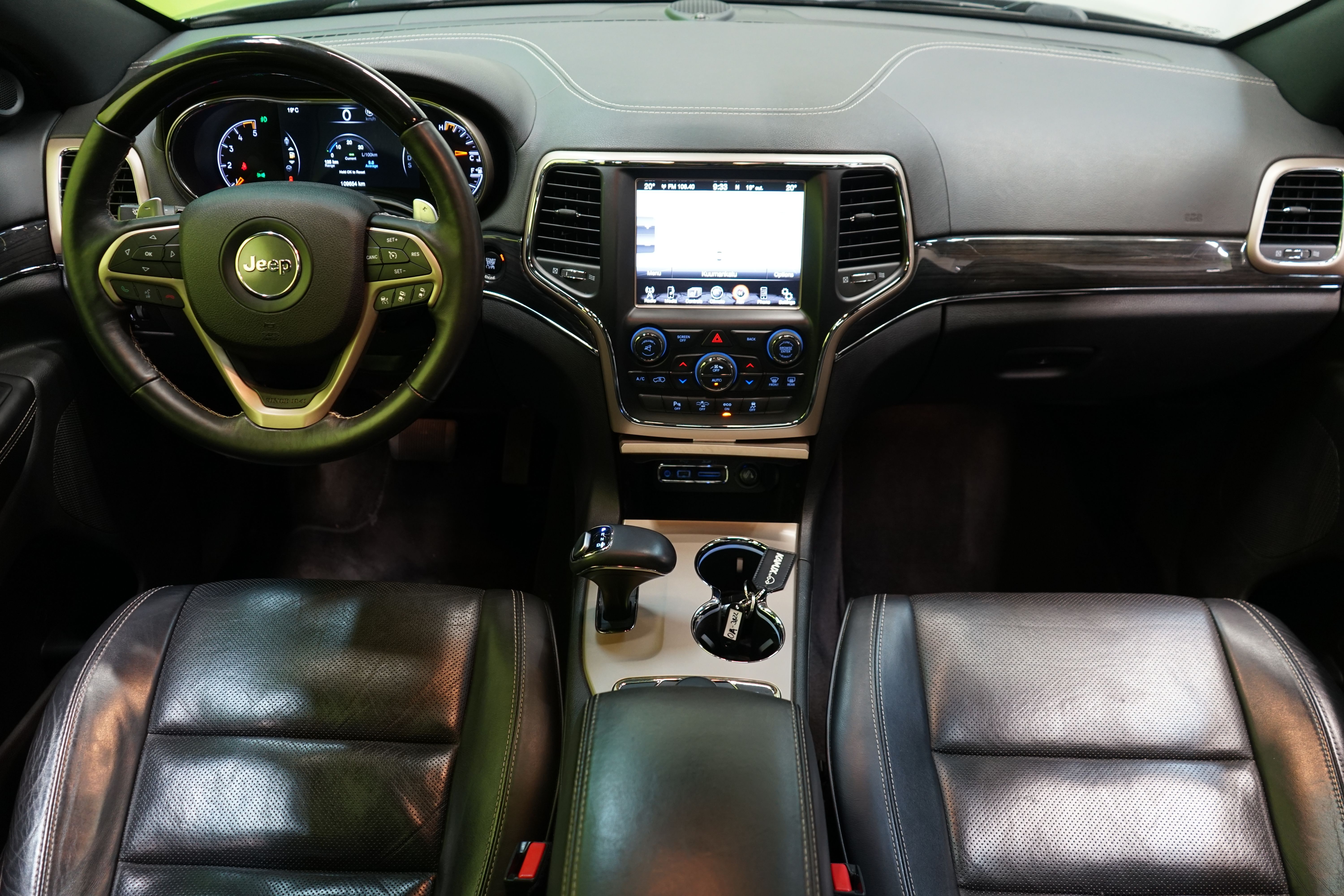 Jeep Grand Cherokee 2016, kuva 6/31