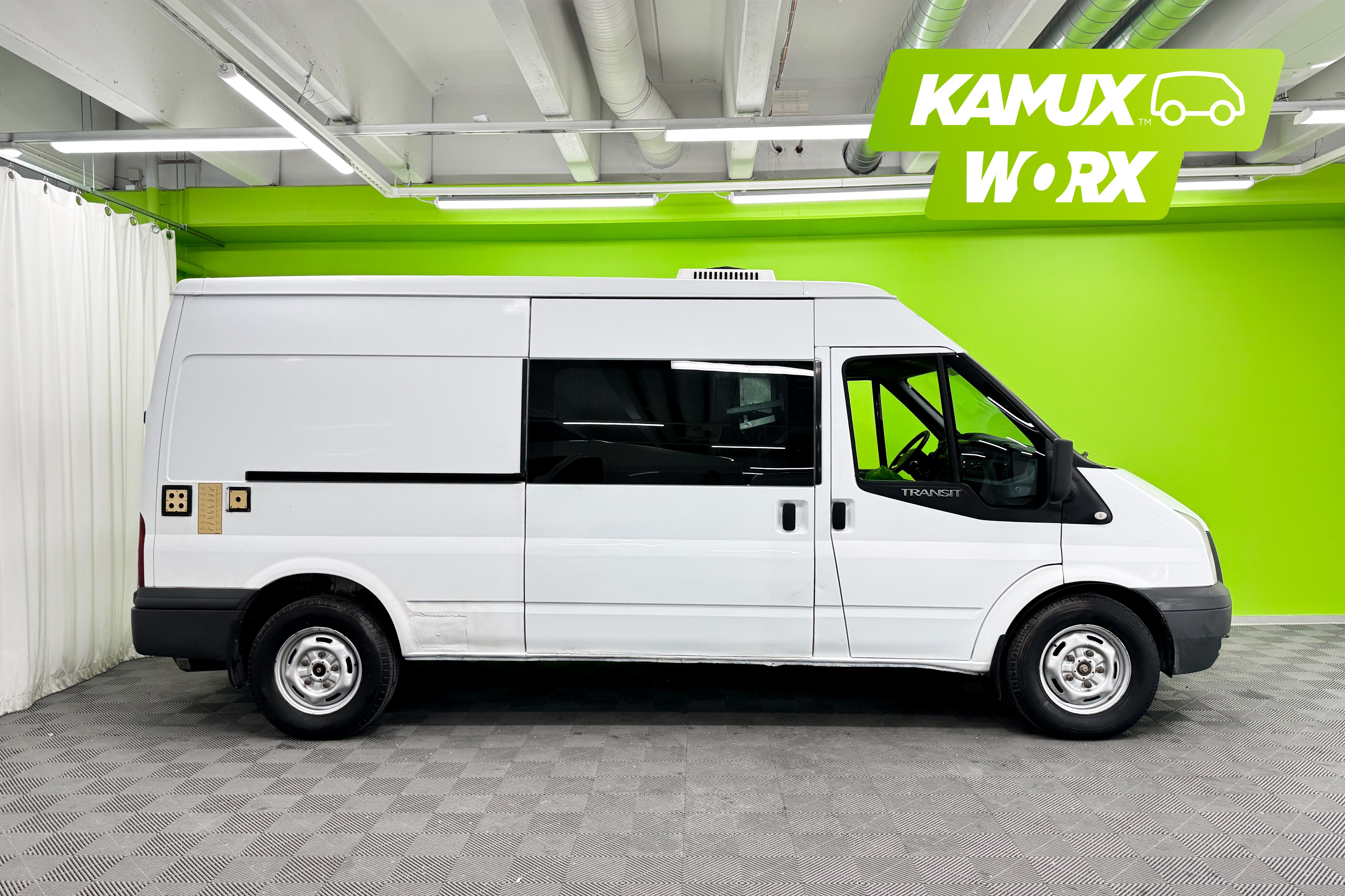 Ford Transit 300L 2.2 TDI 103 kW 2008, kuva 2/23