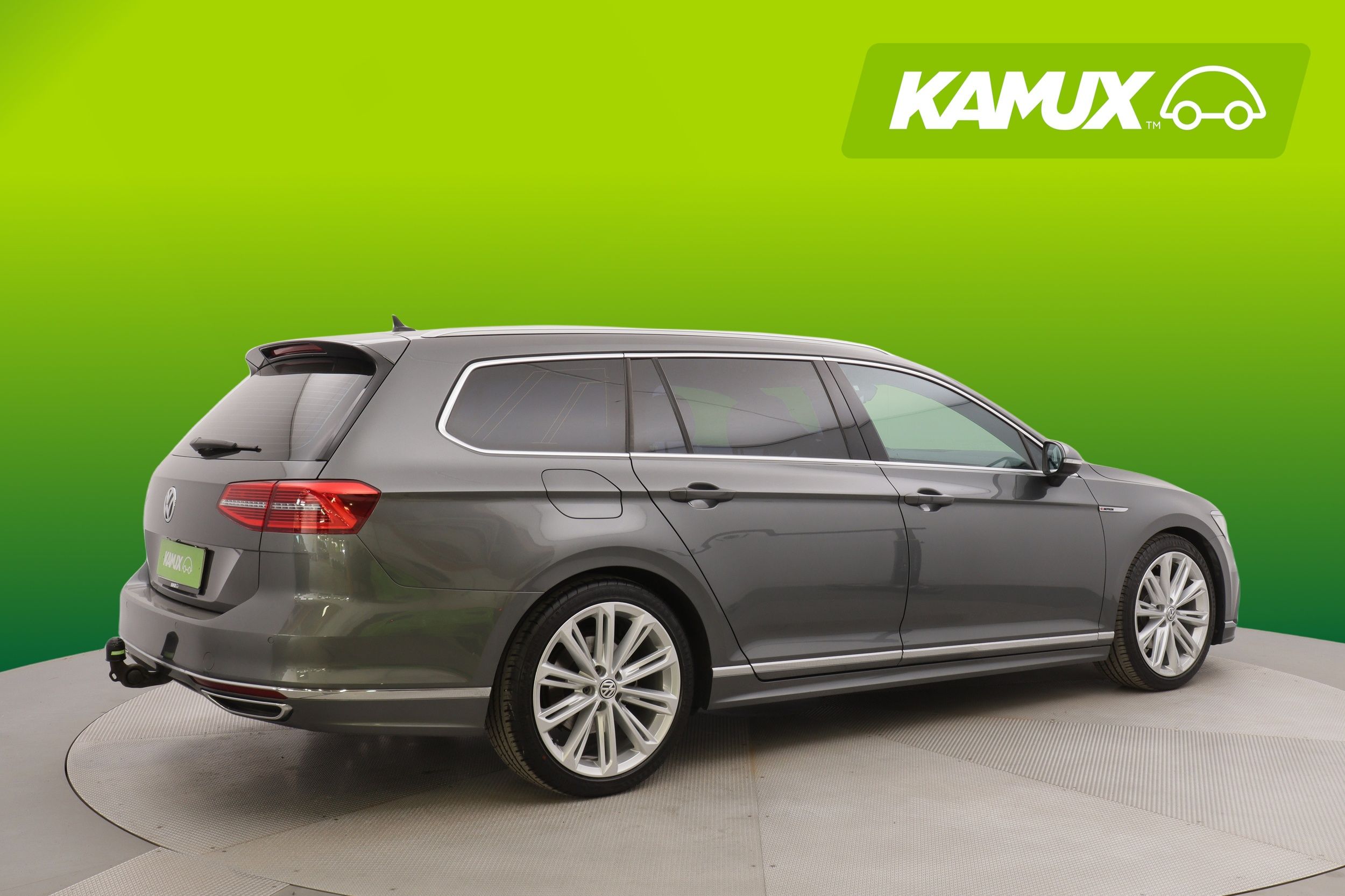 Volkswagen Passat 2016, kuva 2/17