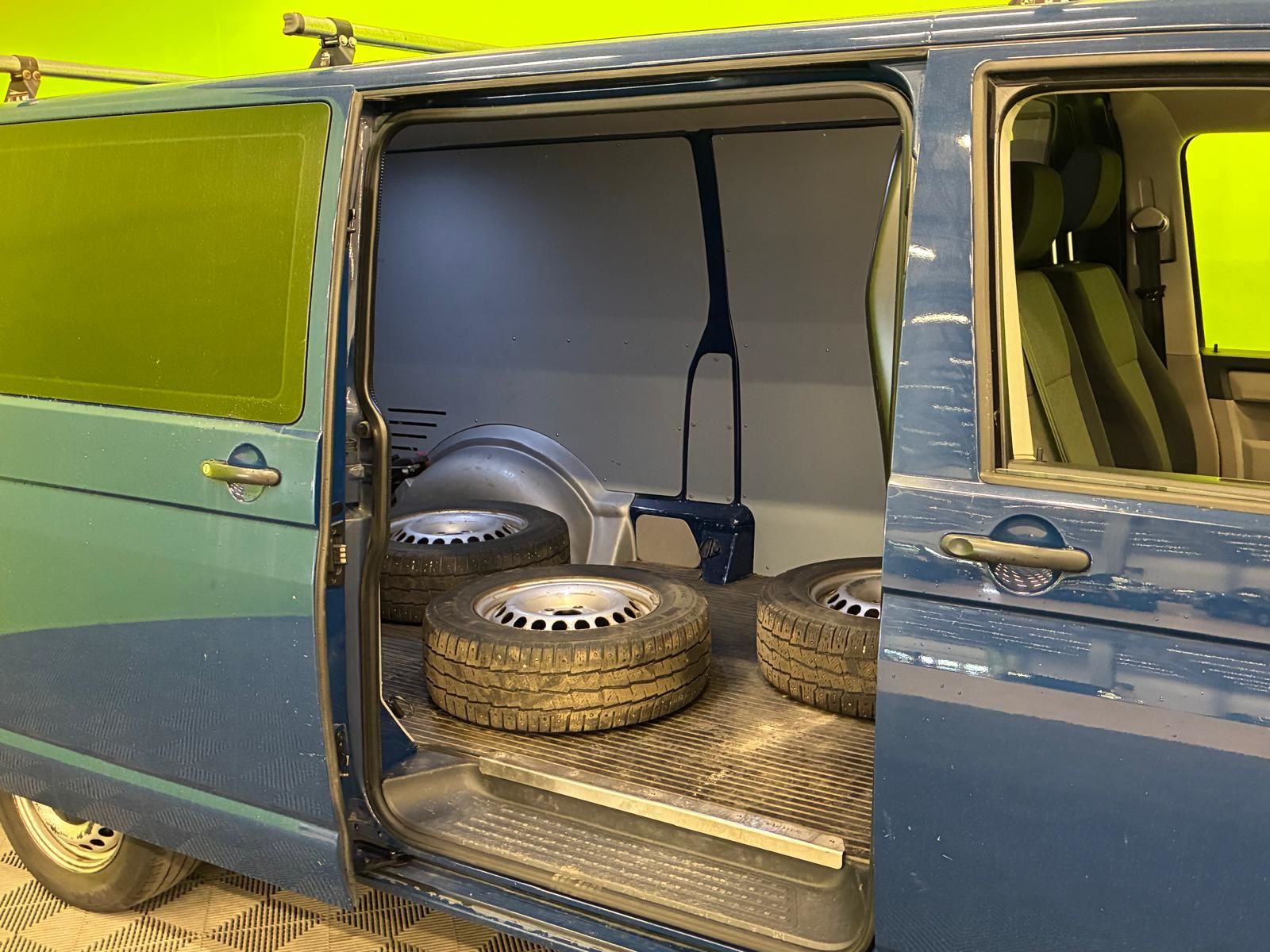 Volkswagen Transporter 2018, kuva 7/16