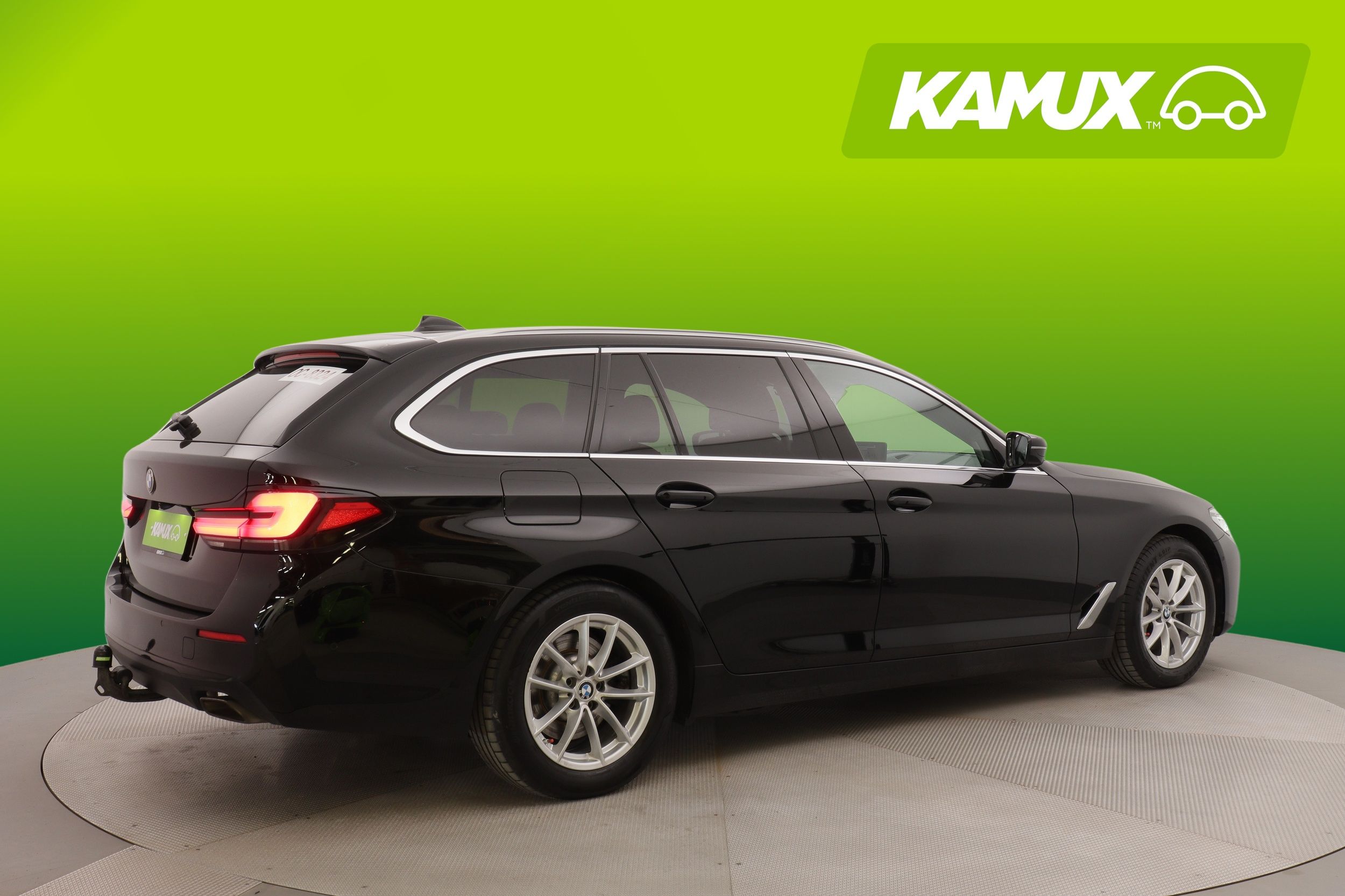 BMW 530 G31 Touring 530i A MHEV LCI 2022, kuva 2/22