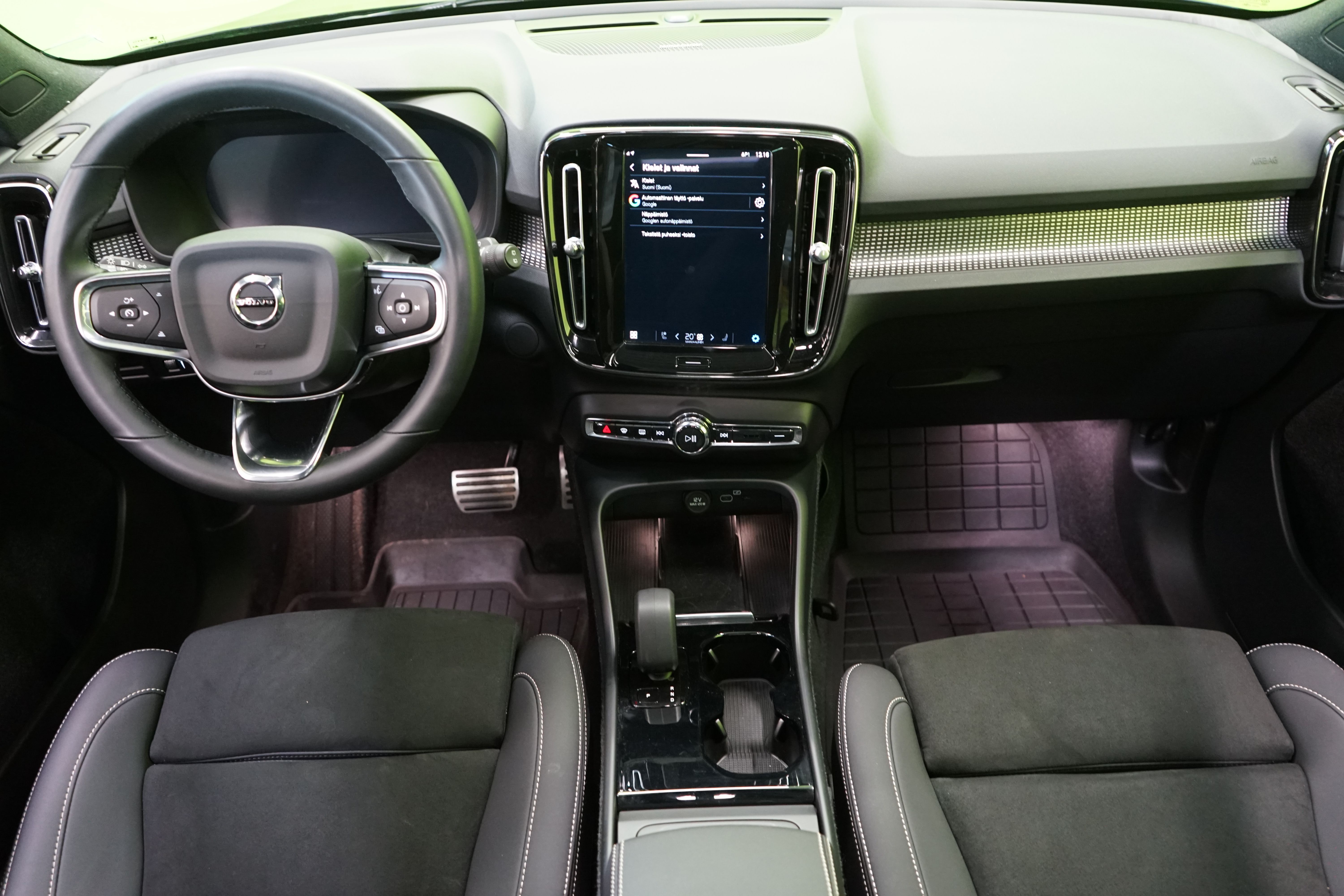 Volvo XC40 Recharge Pro aut 2022, kuva 7/22