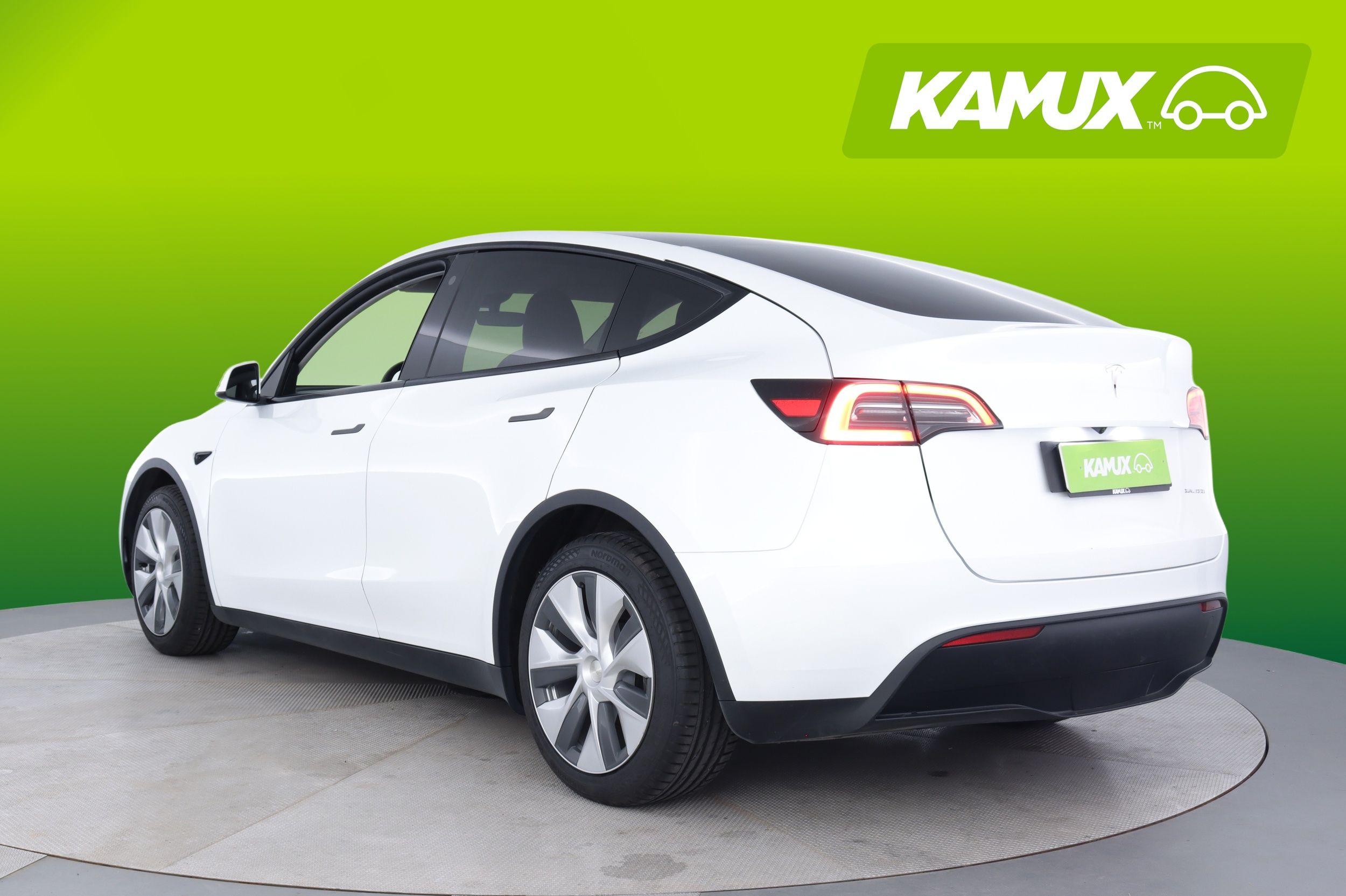 Tesla Model Y Long Range 2023, kuva 4/17