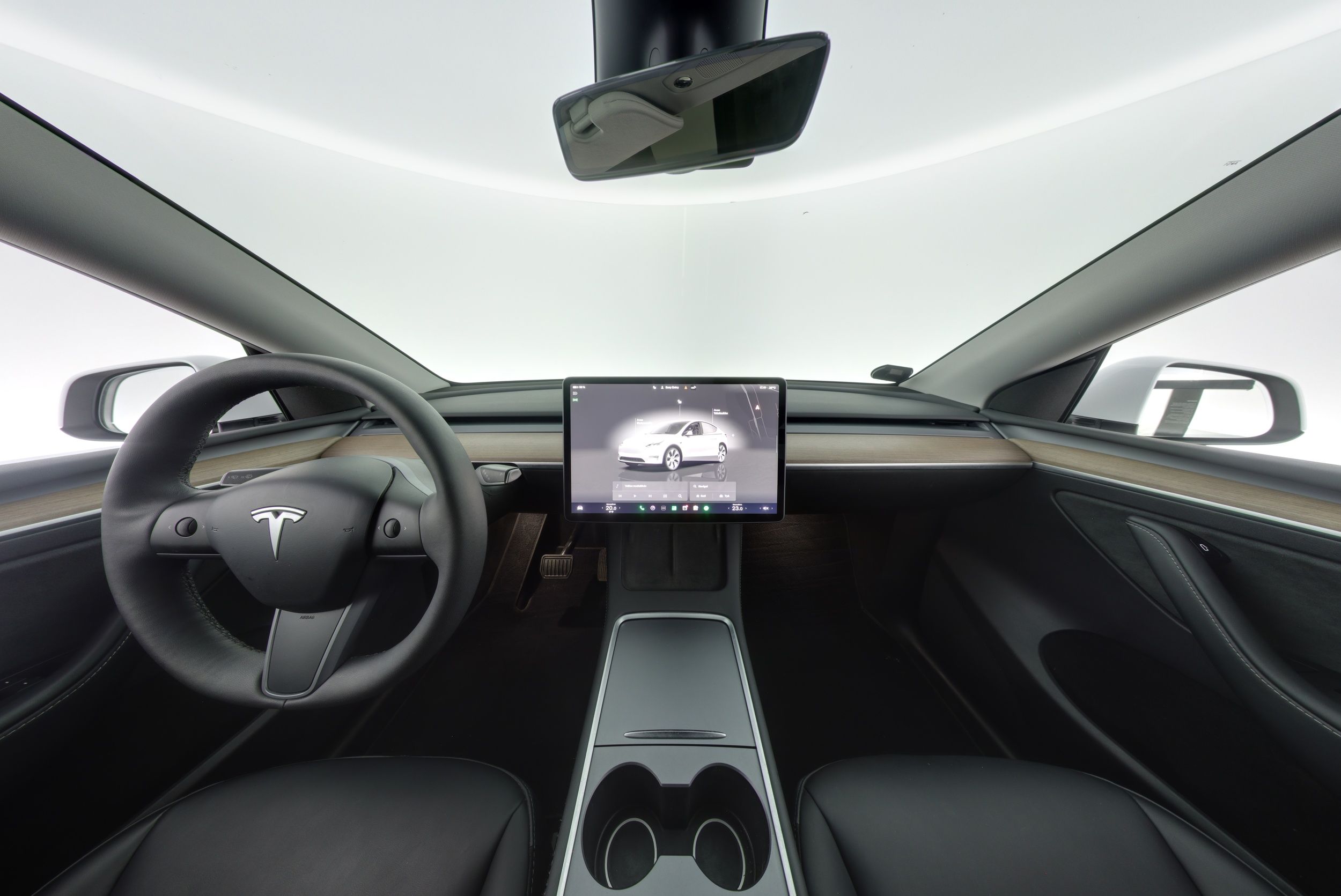 Tesla Model Y Long Range 2023, kuva 7/17