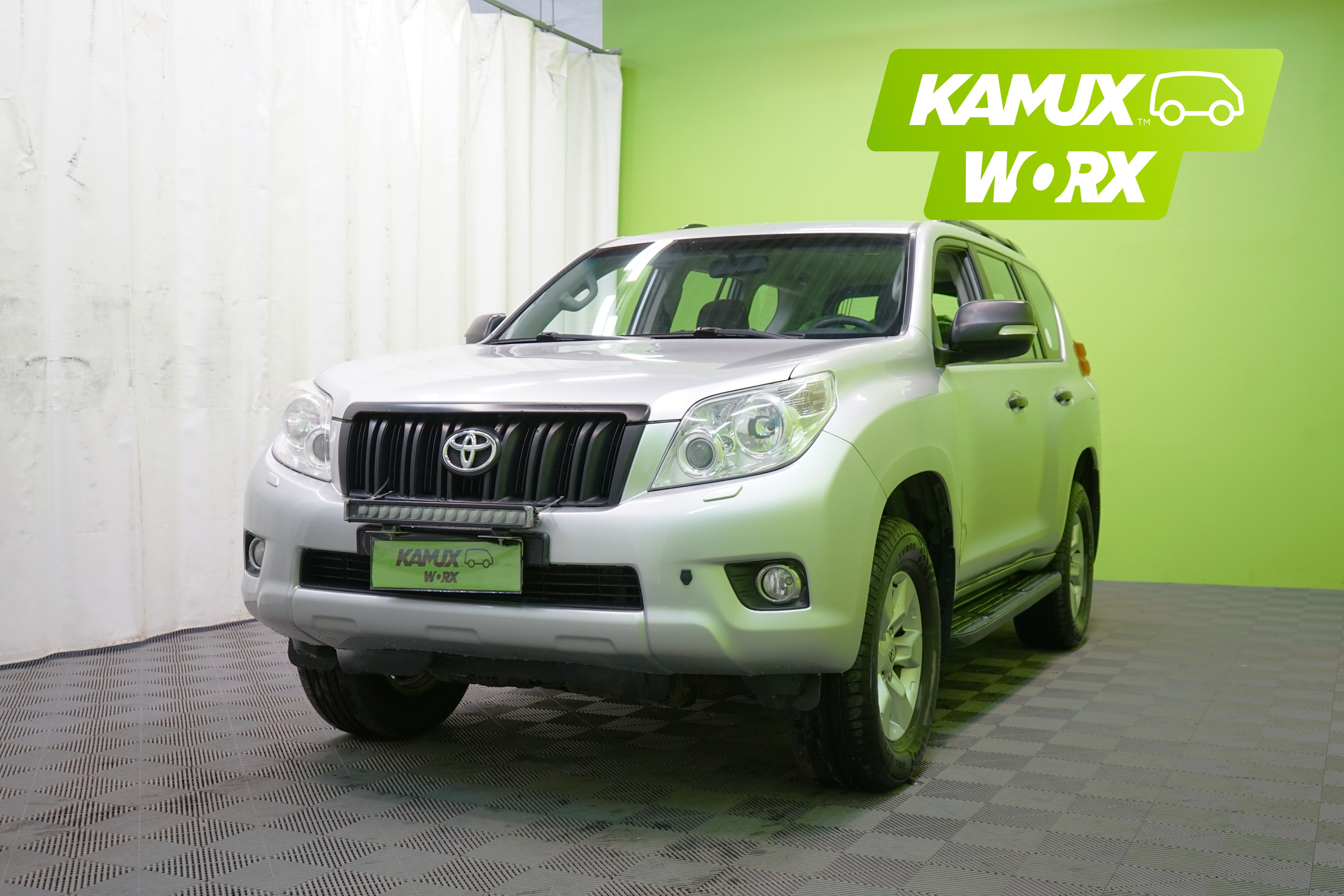 Toyota Land Cruiser 3,0 D-4D Legend aut. 2010, kuva 5/18