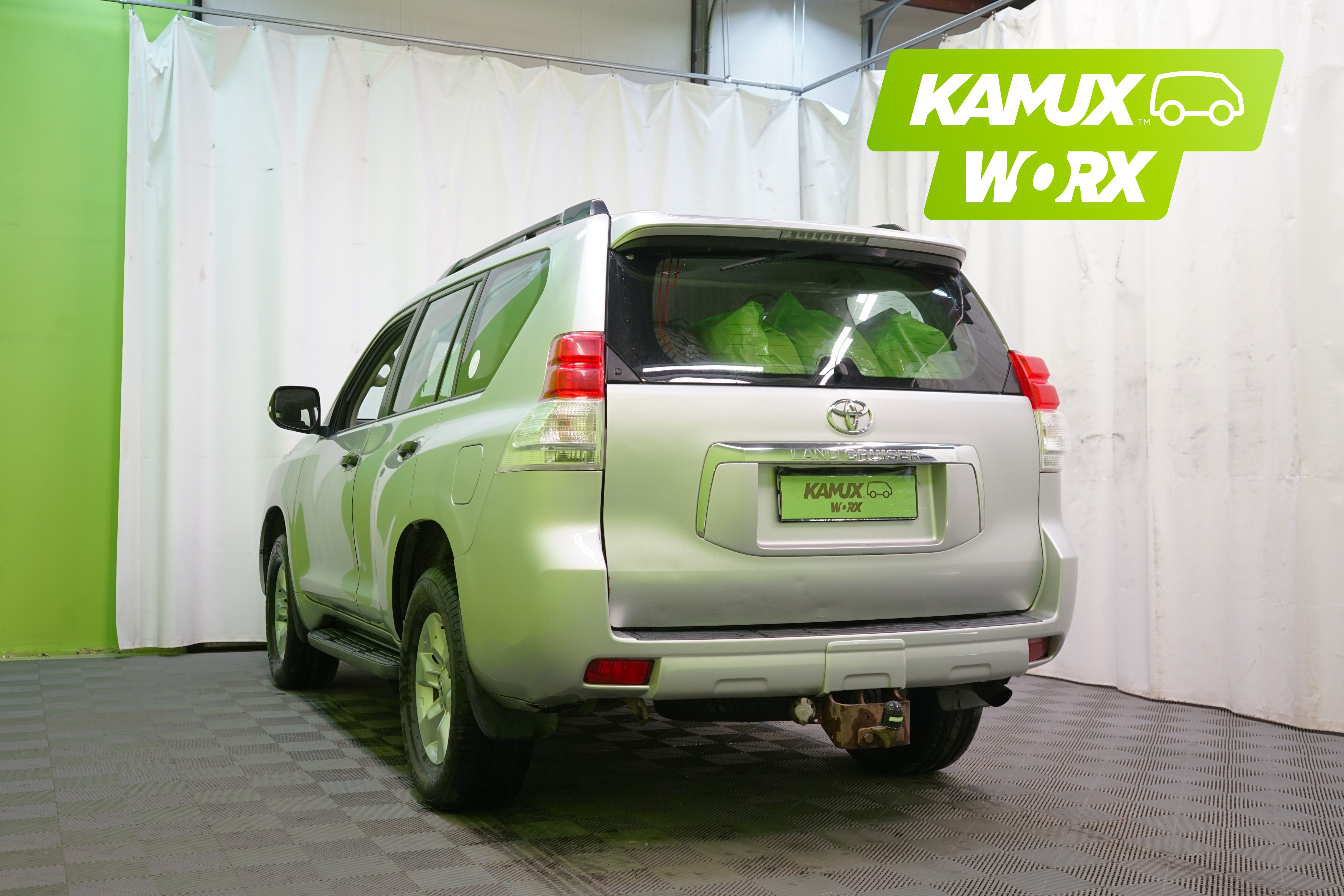 Toyota Land Cruiser 3,0 D-4D Legend aut. 2010, kuva 4/18