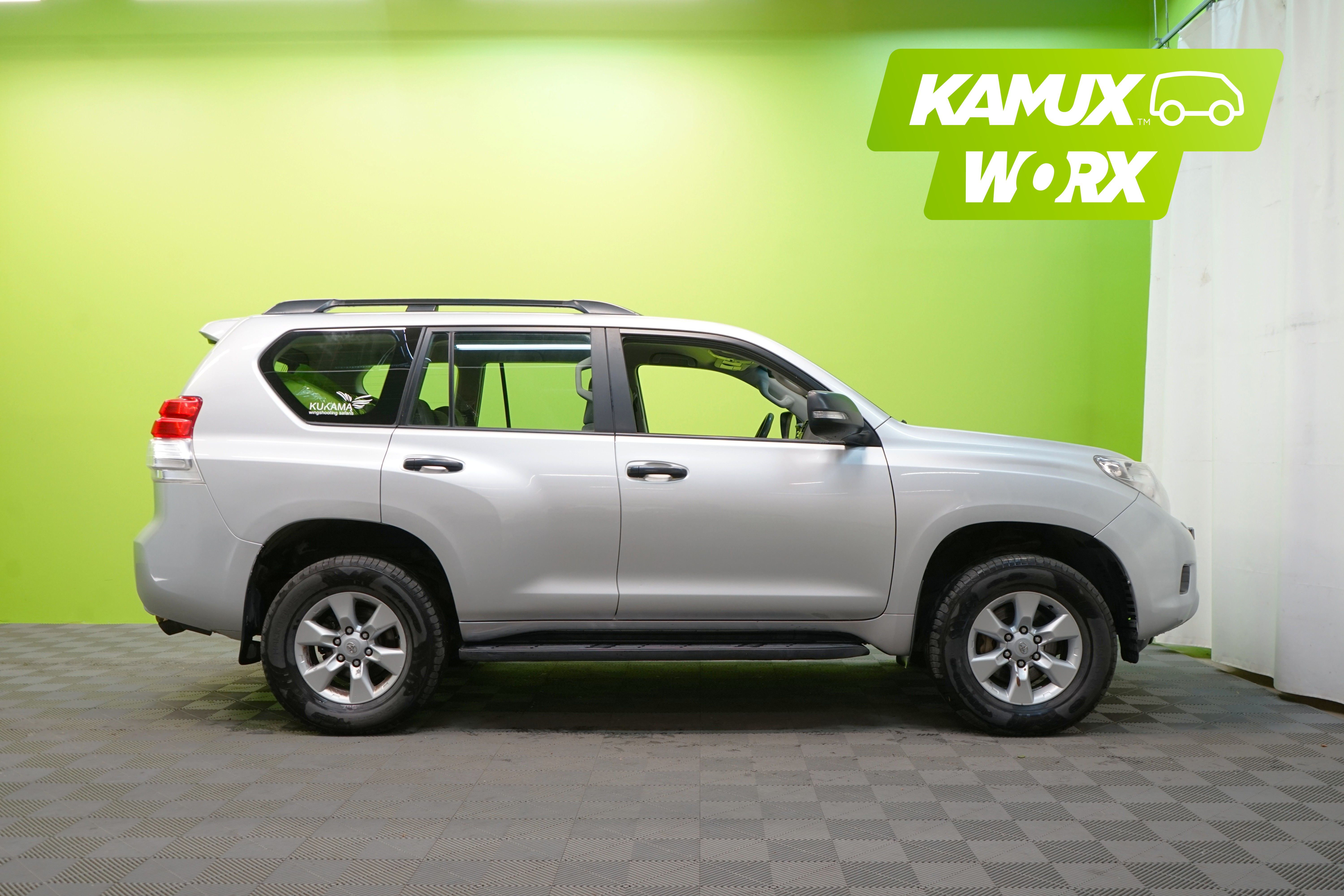 Toyota Land Cruiser 3,0 D-4D Legend aut. 2010, kuva 2/18