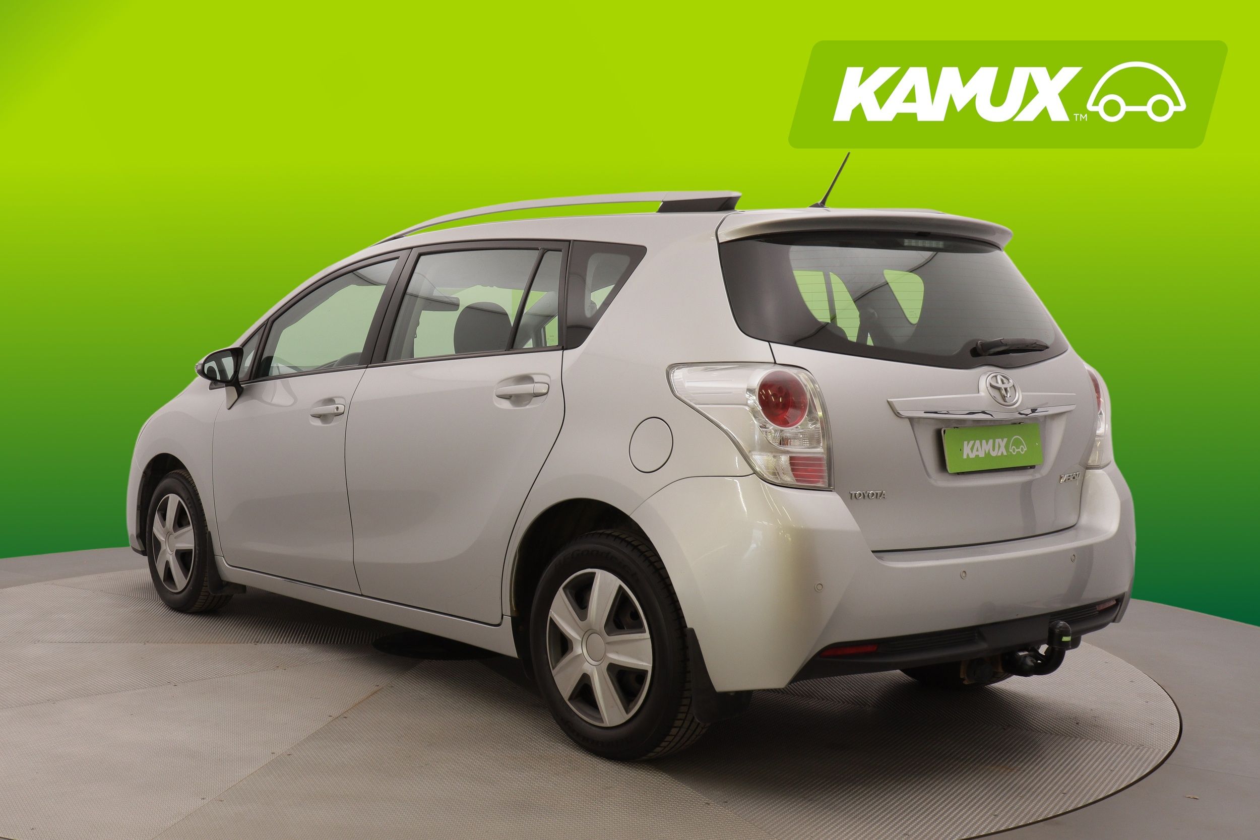Toyota Verso 1,6 Valvematic Life 5p 2014, kuva 4/18