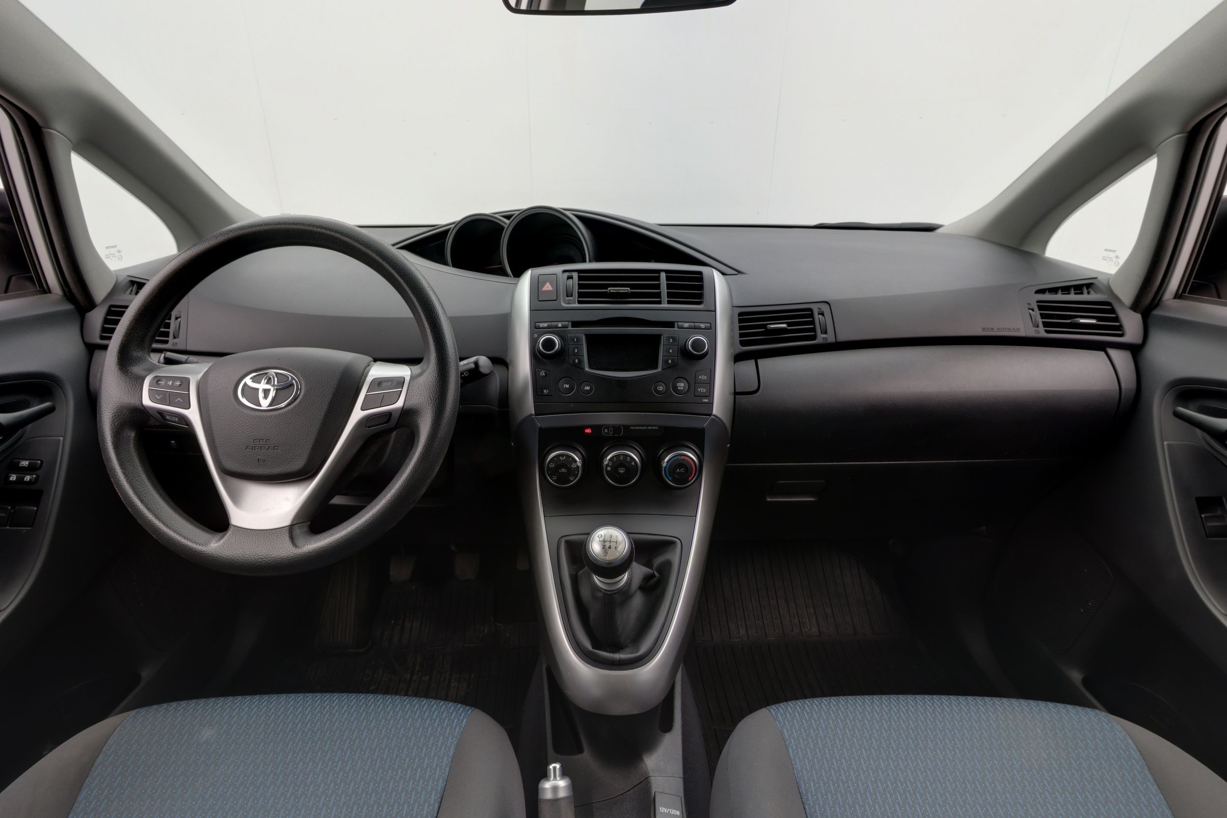 Toyota Verso 1,6 Valvematic Life 5p 2014, kuva 7/18