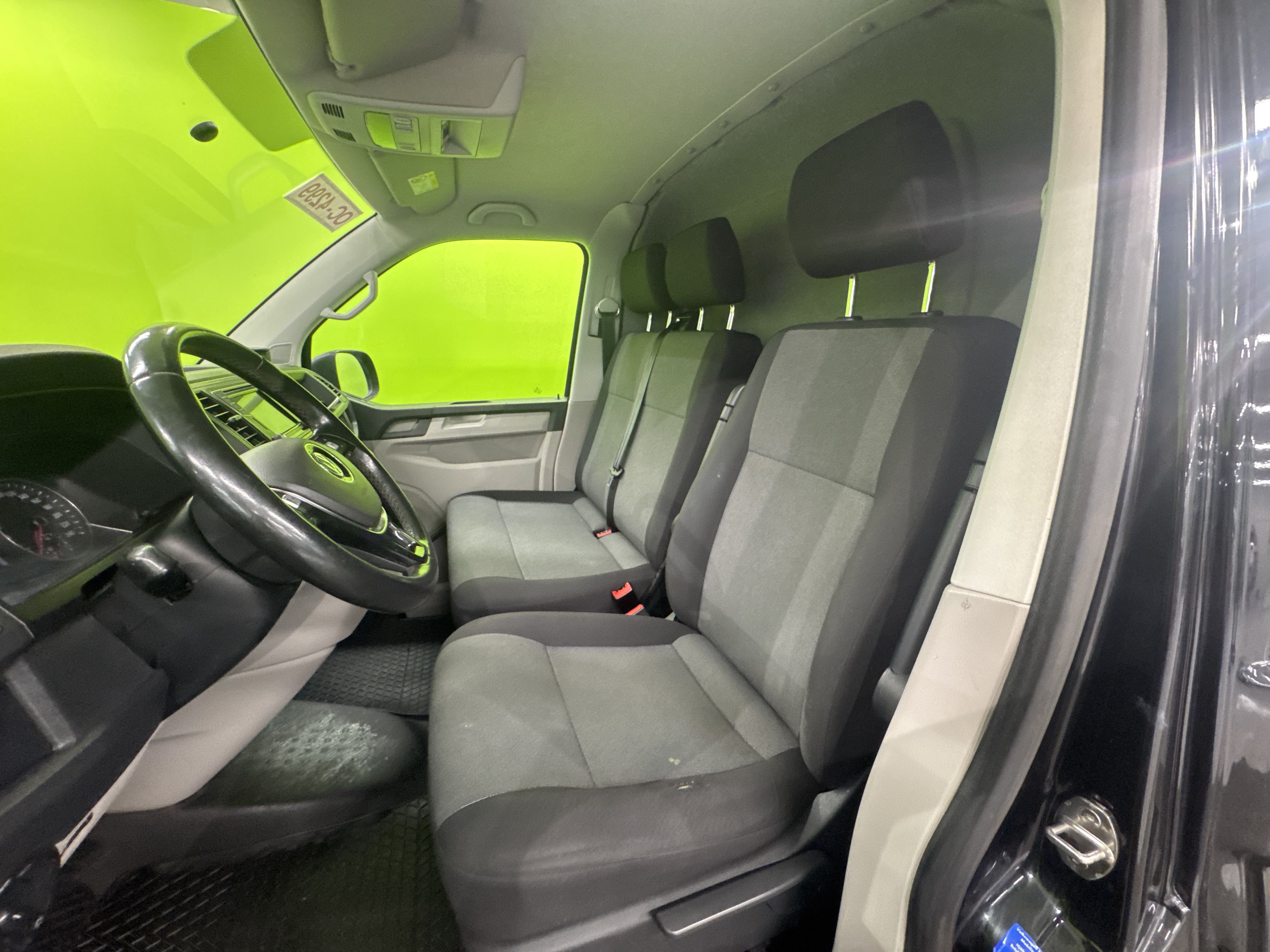 Volkswagen Transporter 2017, kuva 7/20