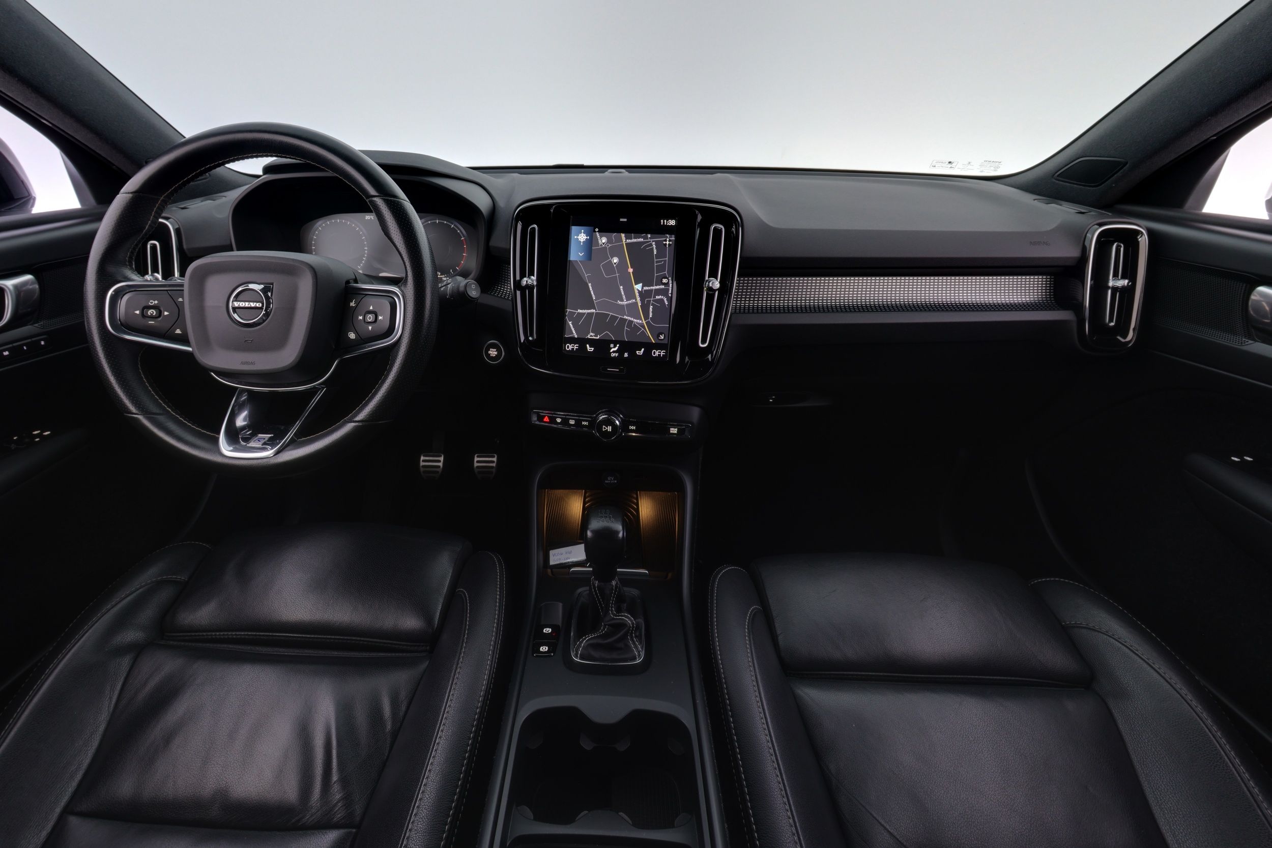 Volvo XC40 T3 R-Design 2018, kuva 7/28
