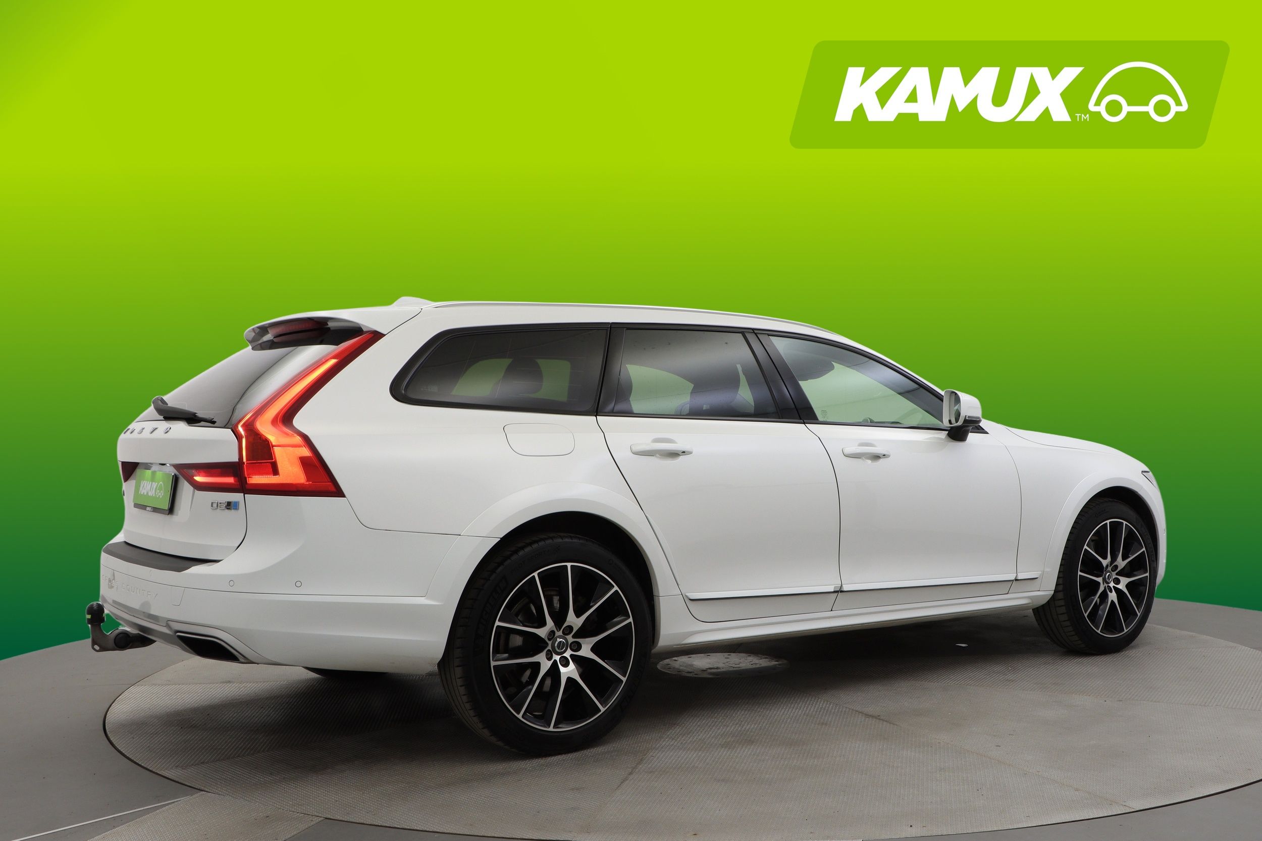 Volvo V90 Cross Country D5 AWD Pro aut 2017, kuva 2/33