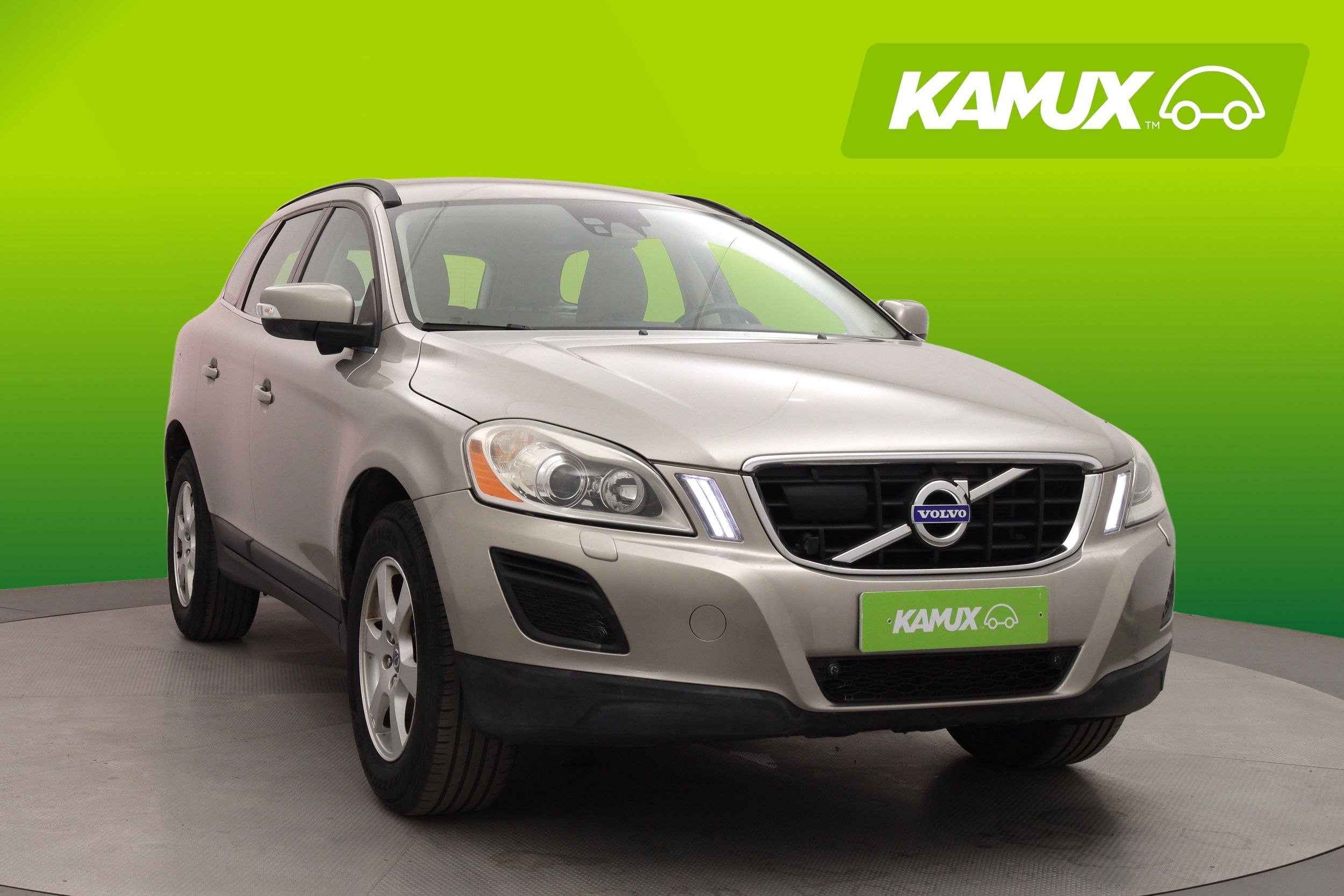 Volvo XC60 D5 AWD Momentum aut 2011, kuva 6/25
