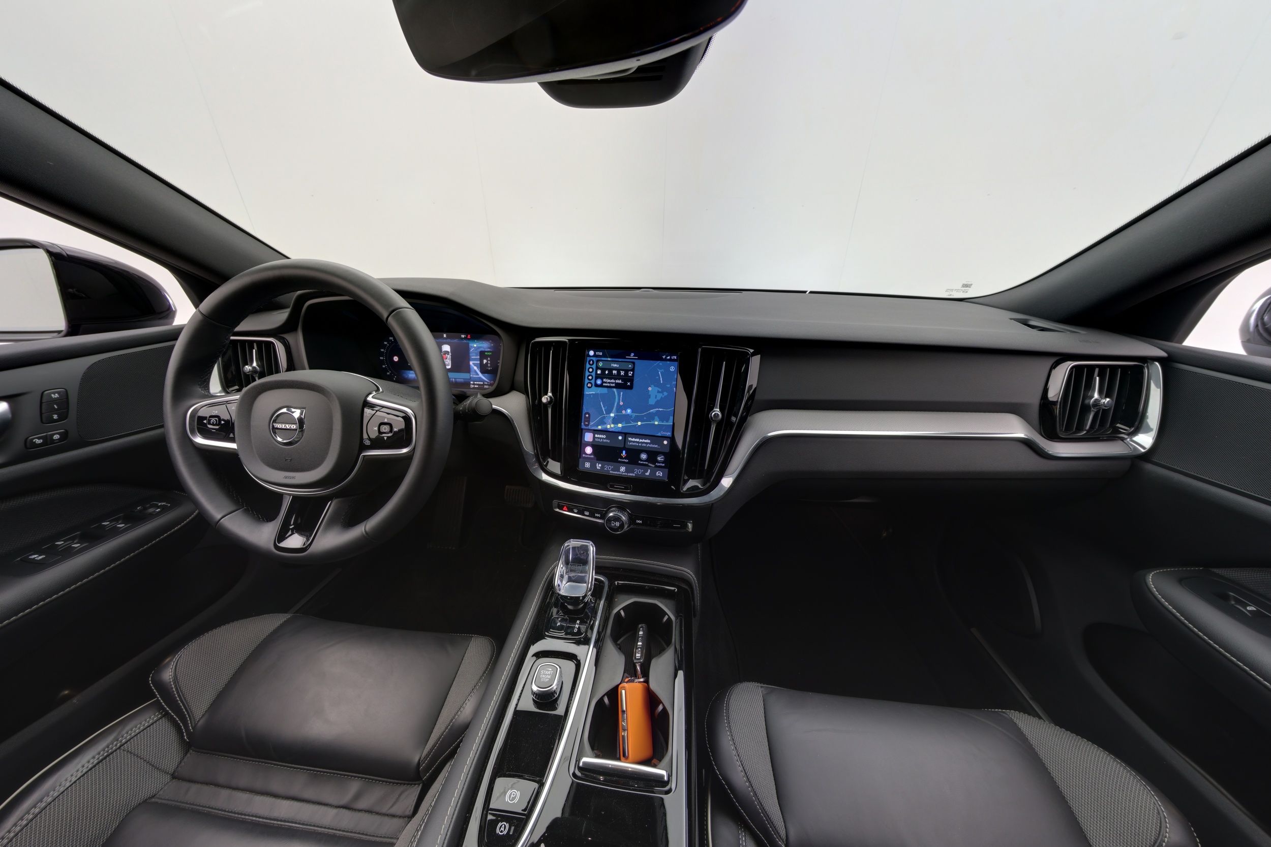 Volvo S60 2024, kuva 7/23