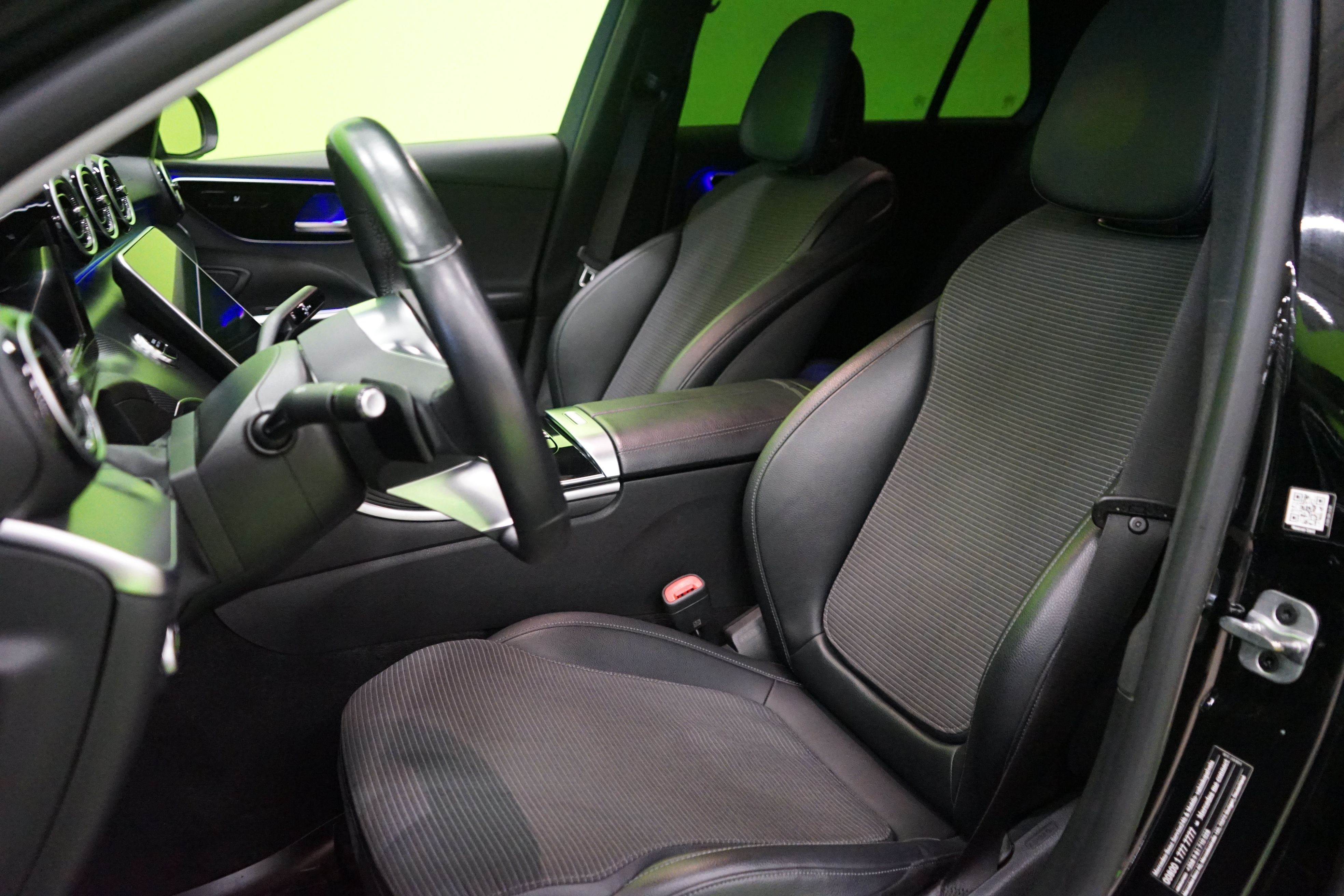 Mercedes-Benz C C 300 e T Avantgarde 2023, kuva 7/24