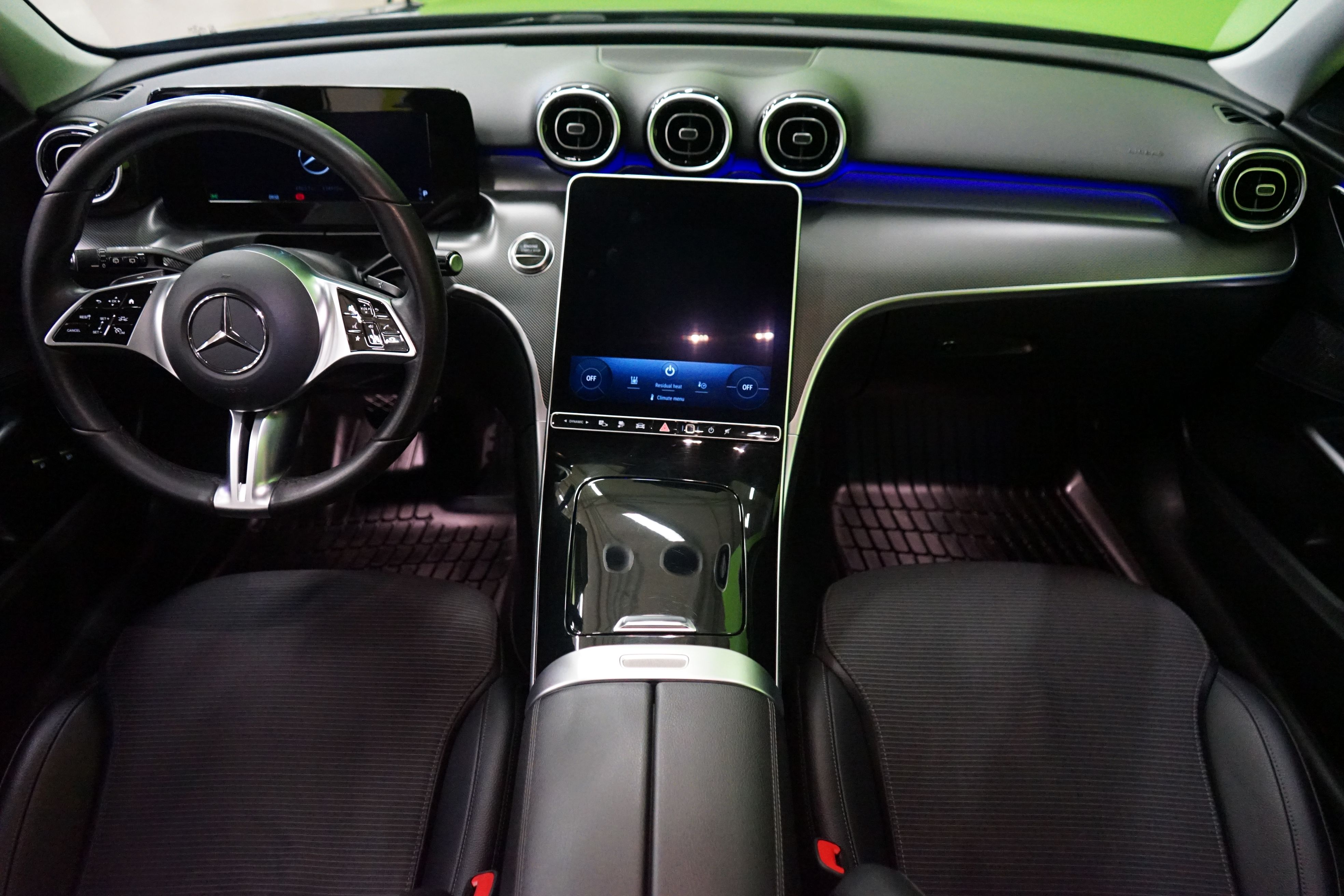 Mercedes-Benz C C 300 e T Avantgarde 2023, kuva 6/24