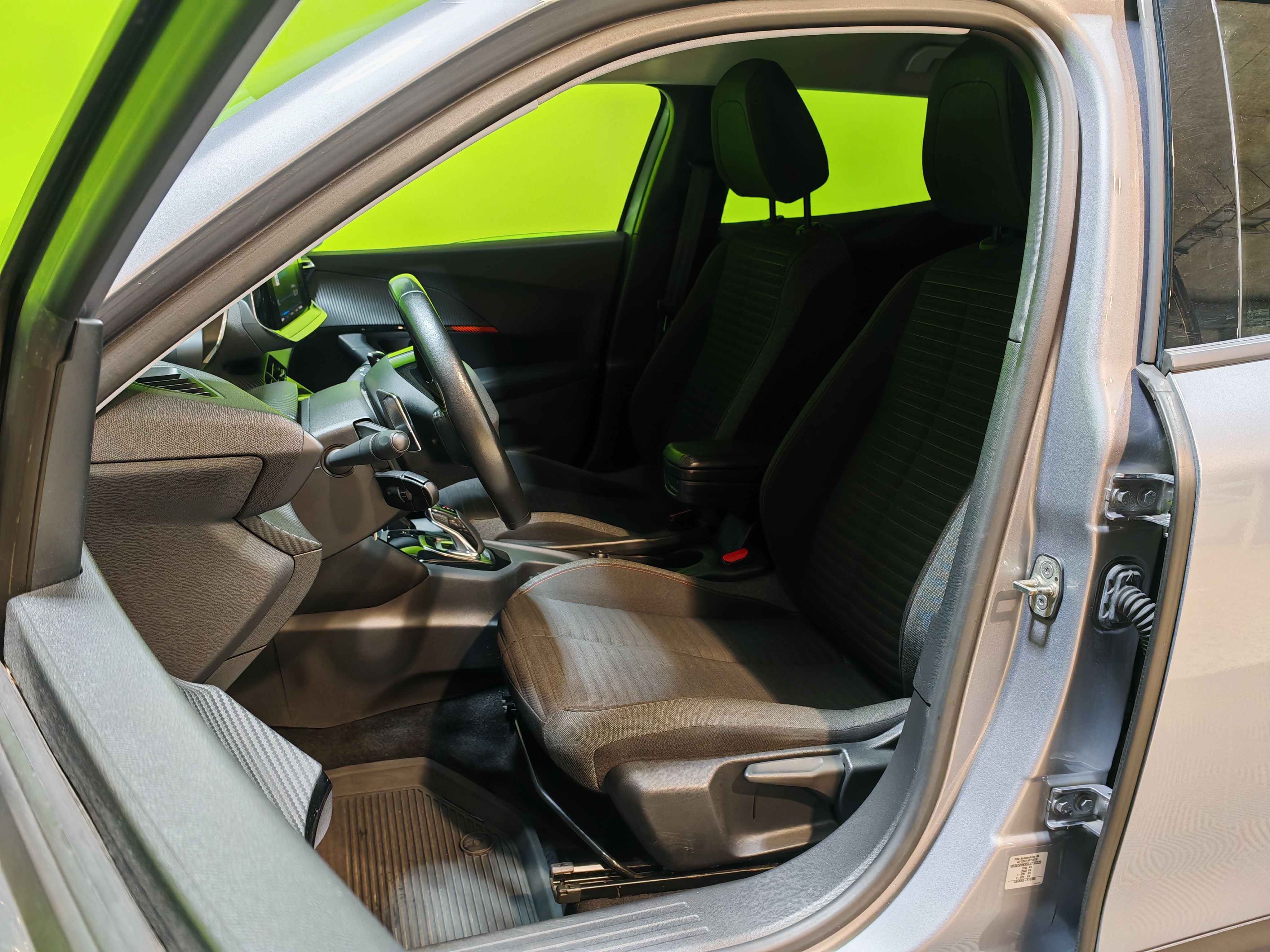 Peugeot 2008 2020, kuva 7/25