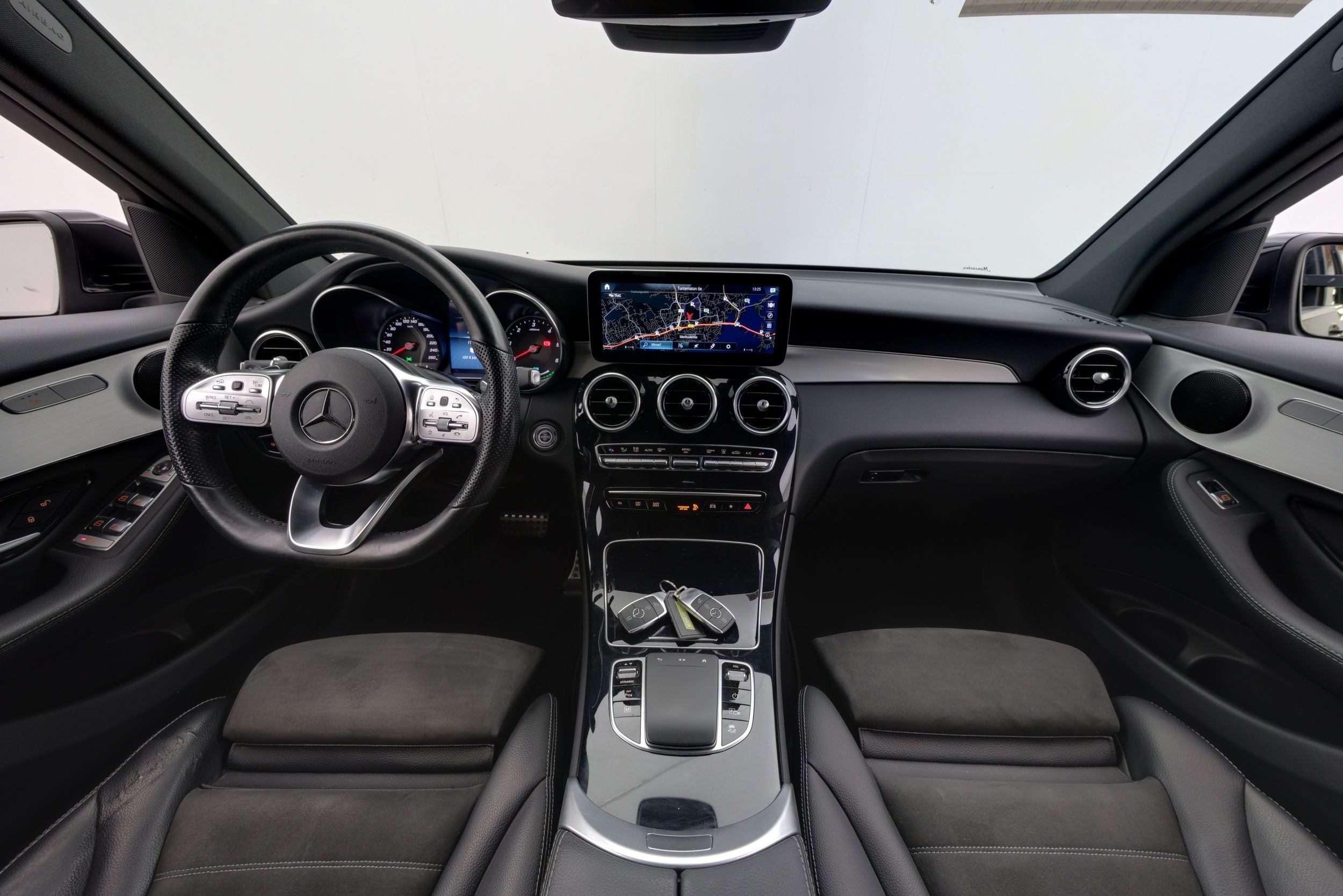 Mercedes-Benz GLC 300 de 4Matic 2022, kuva 7/20