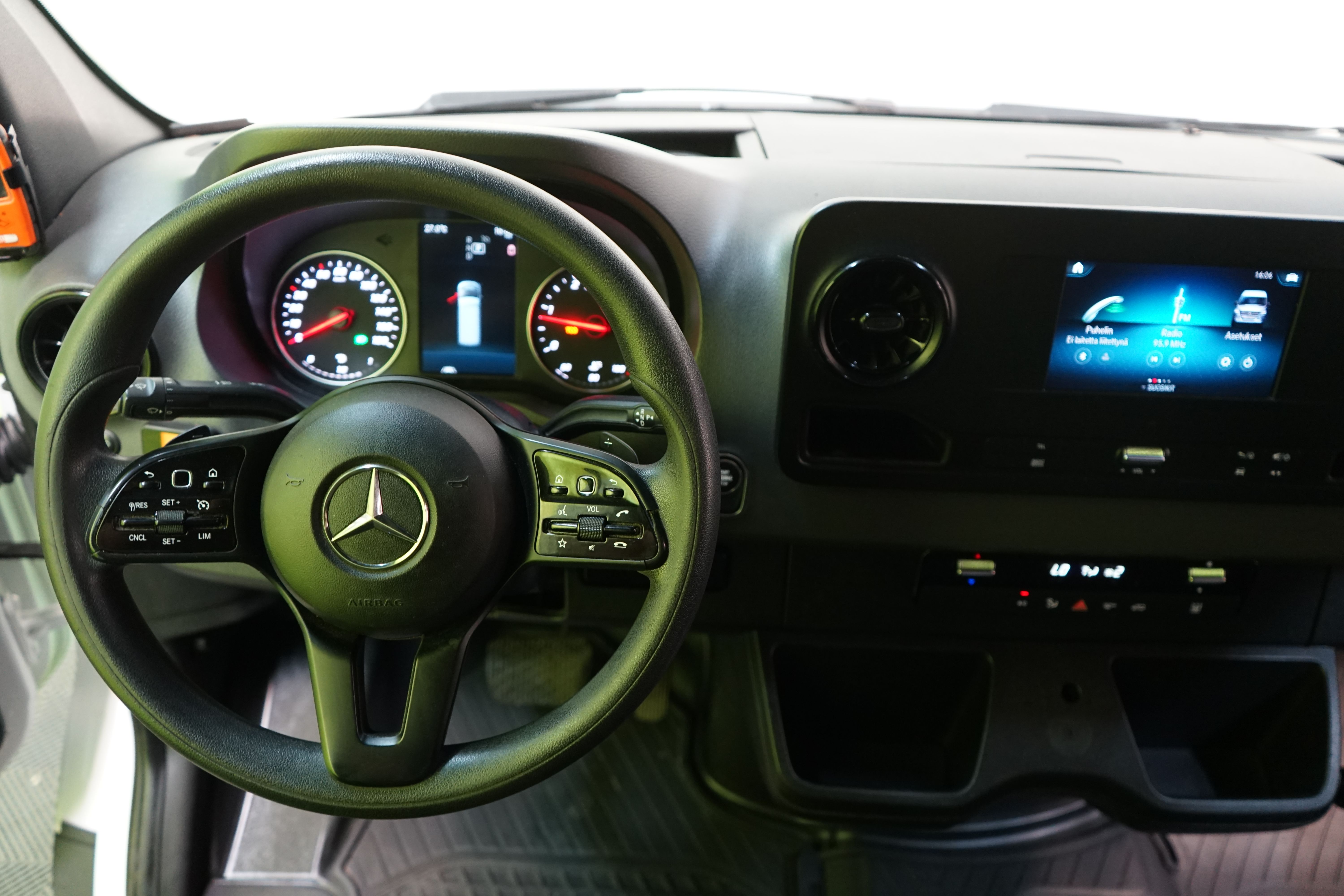Mercedes-Benz Sprinter 2019, kuva 6/35