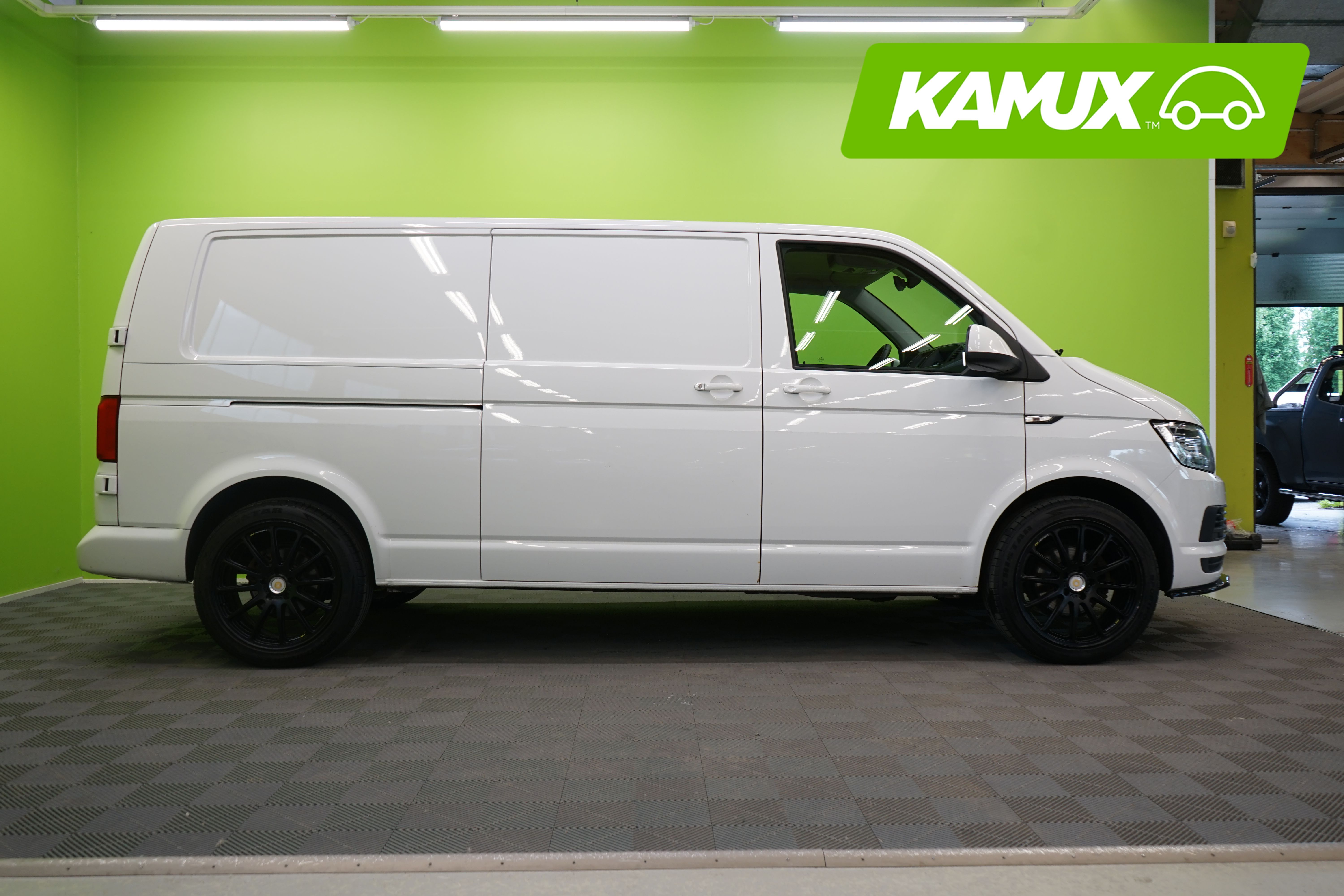Volkswagen Transporter 2019, kuva 2/18