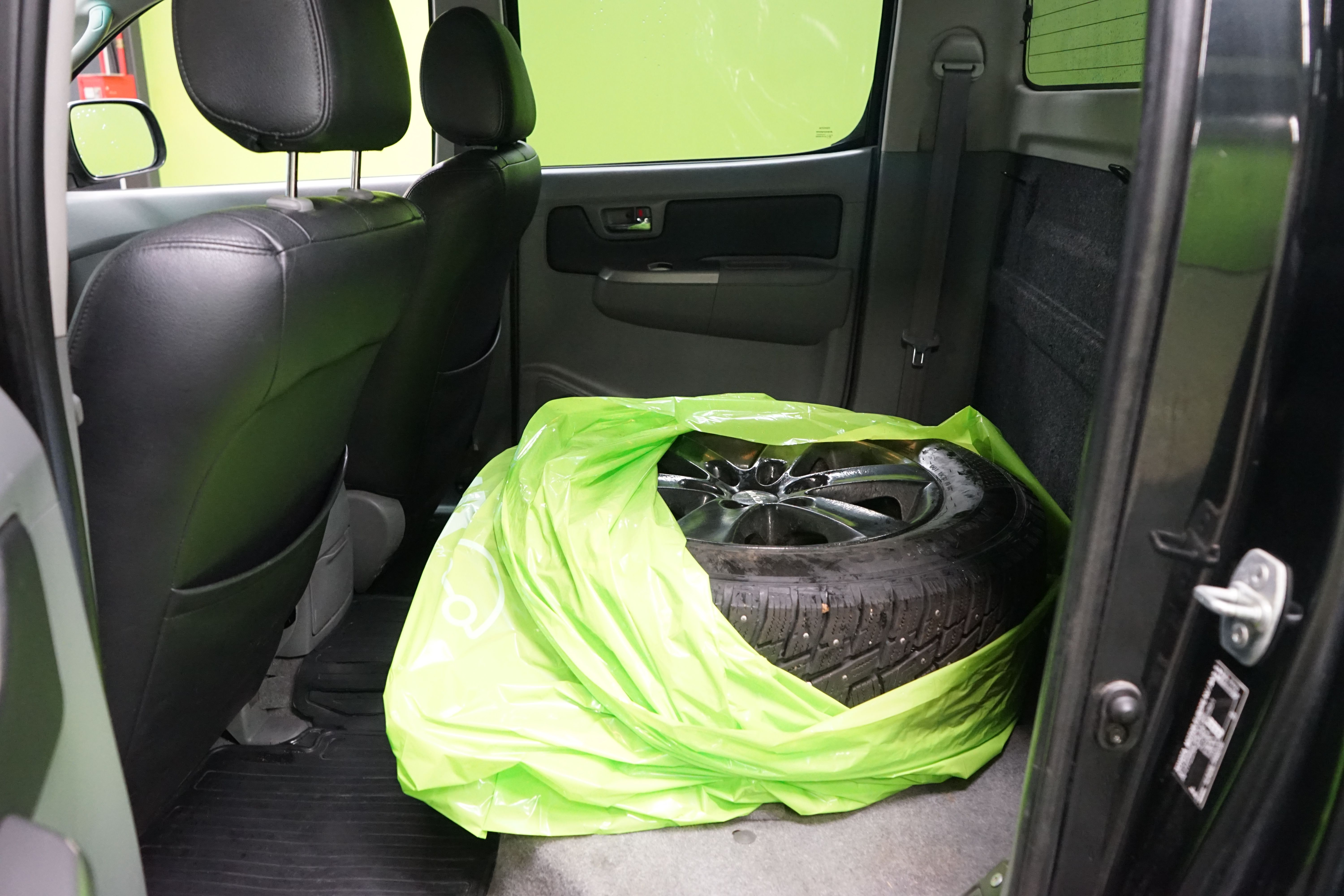 Toyota Hilux 2011, kuva 7/18