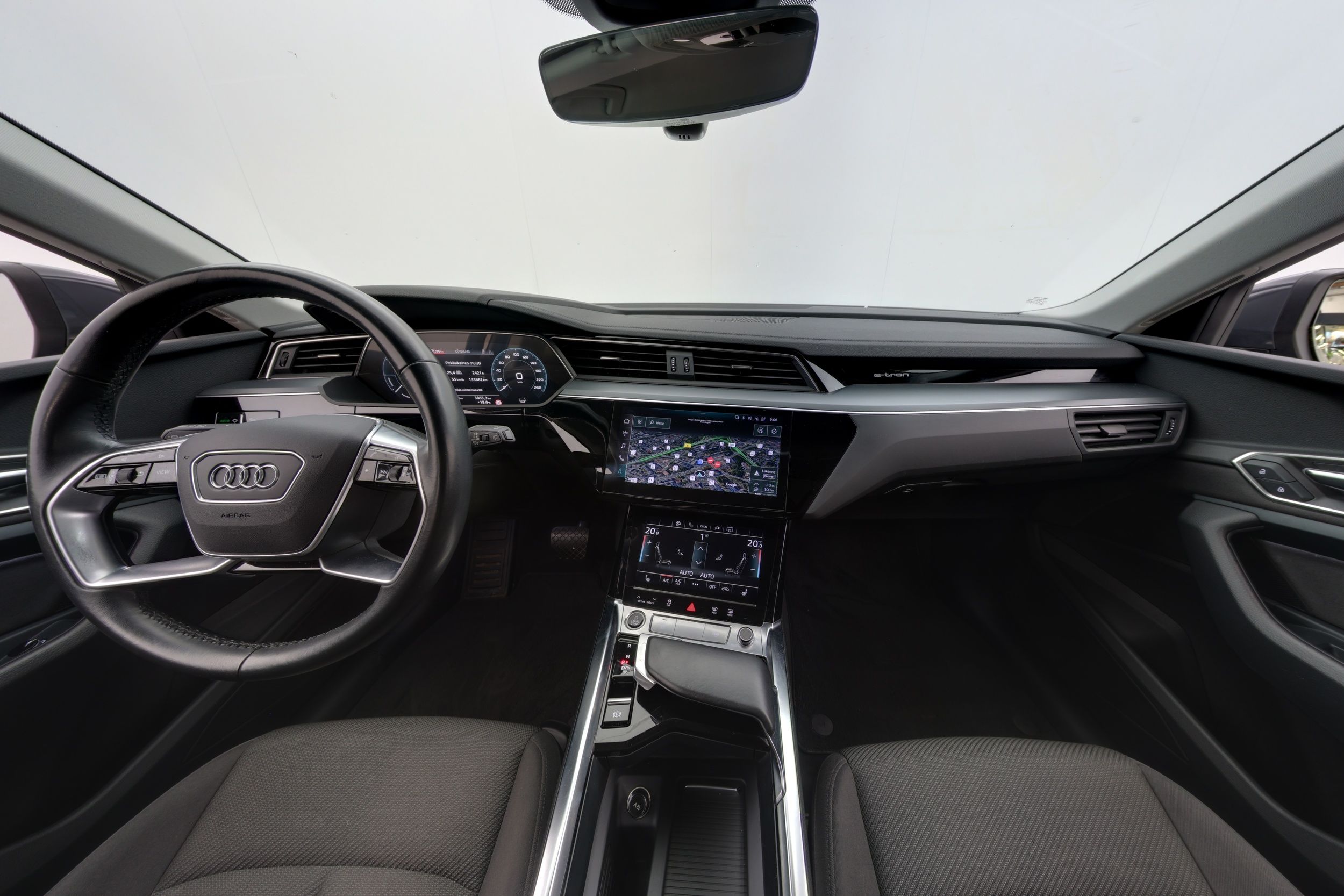 Audi Q8 e-tron 2023, kuva 7/28