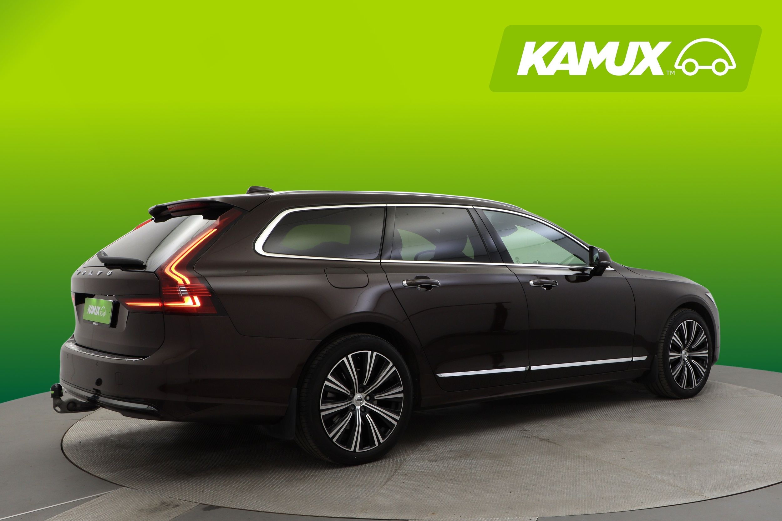 Volvo V90 2021, kuva 2/33