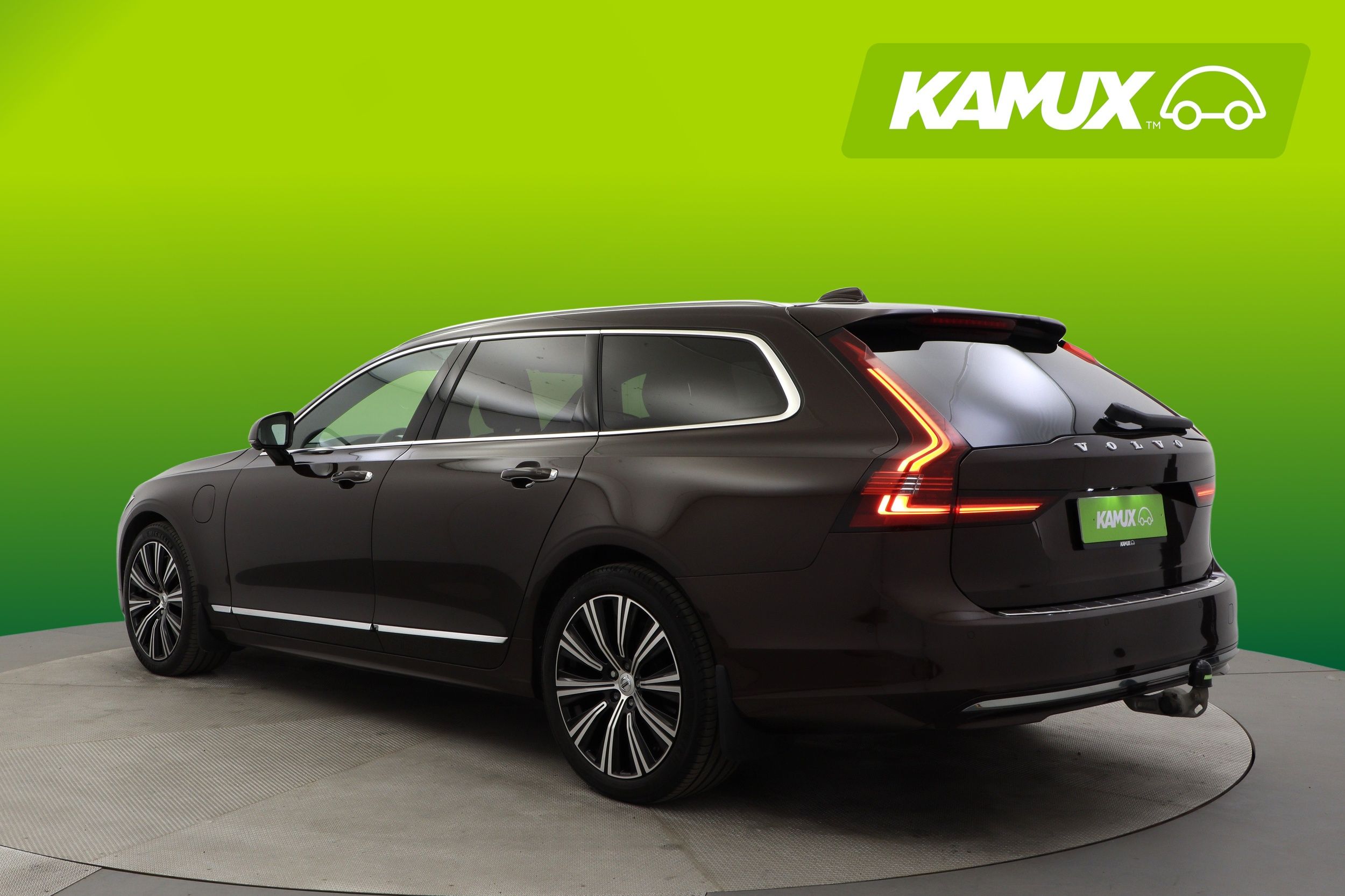 Volvo V90 2021, kuva 4/33