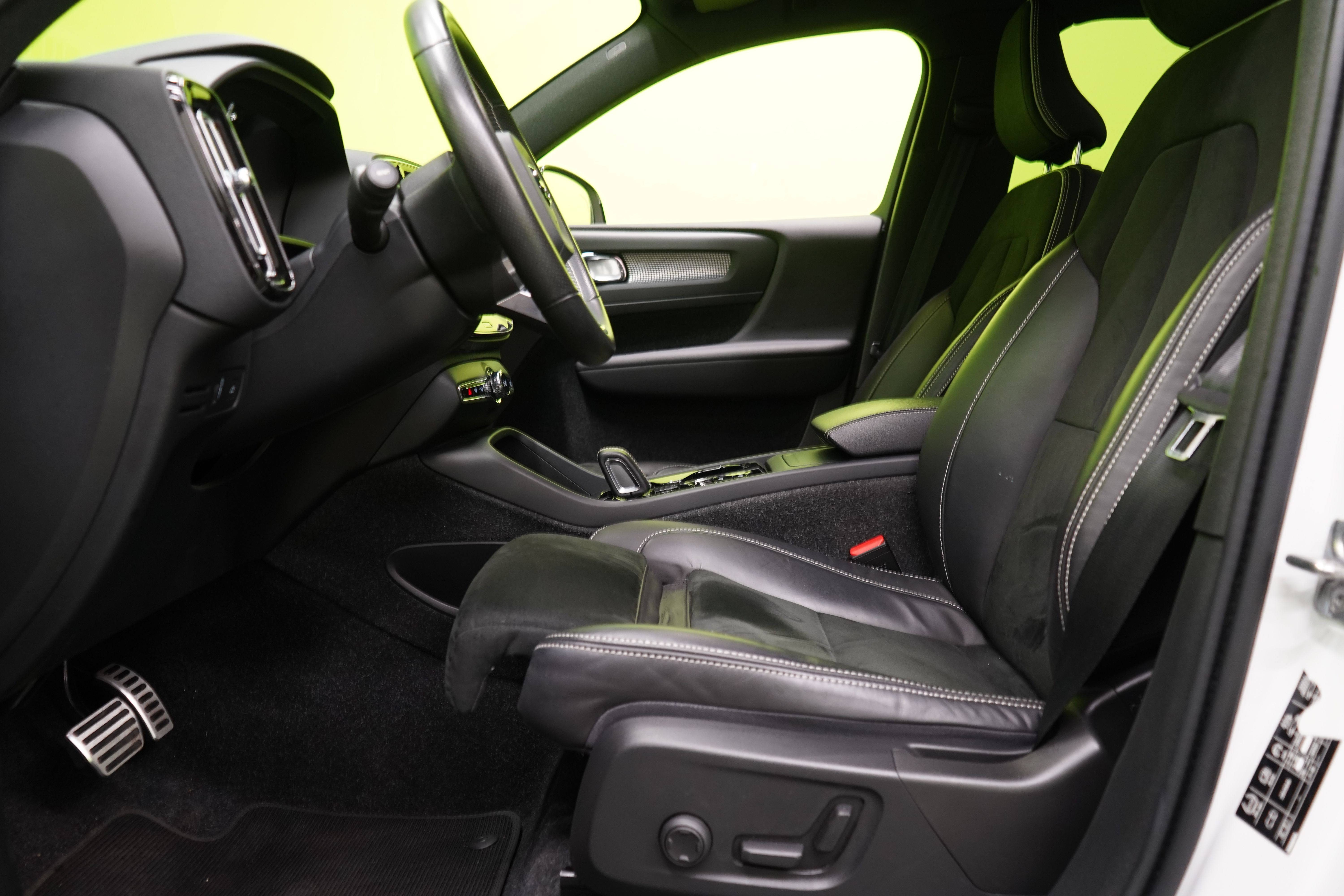 Volvo XC40 T3 R-Design aut 2021, kuva 7/26