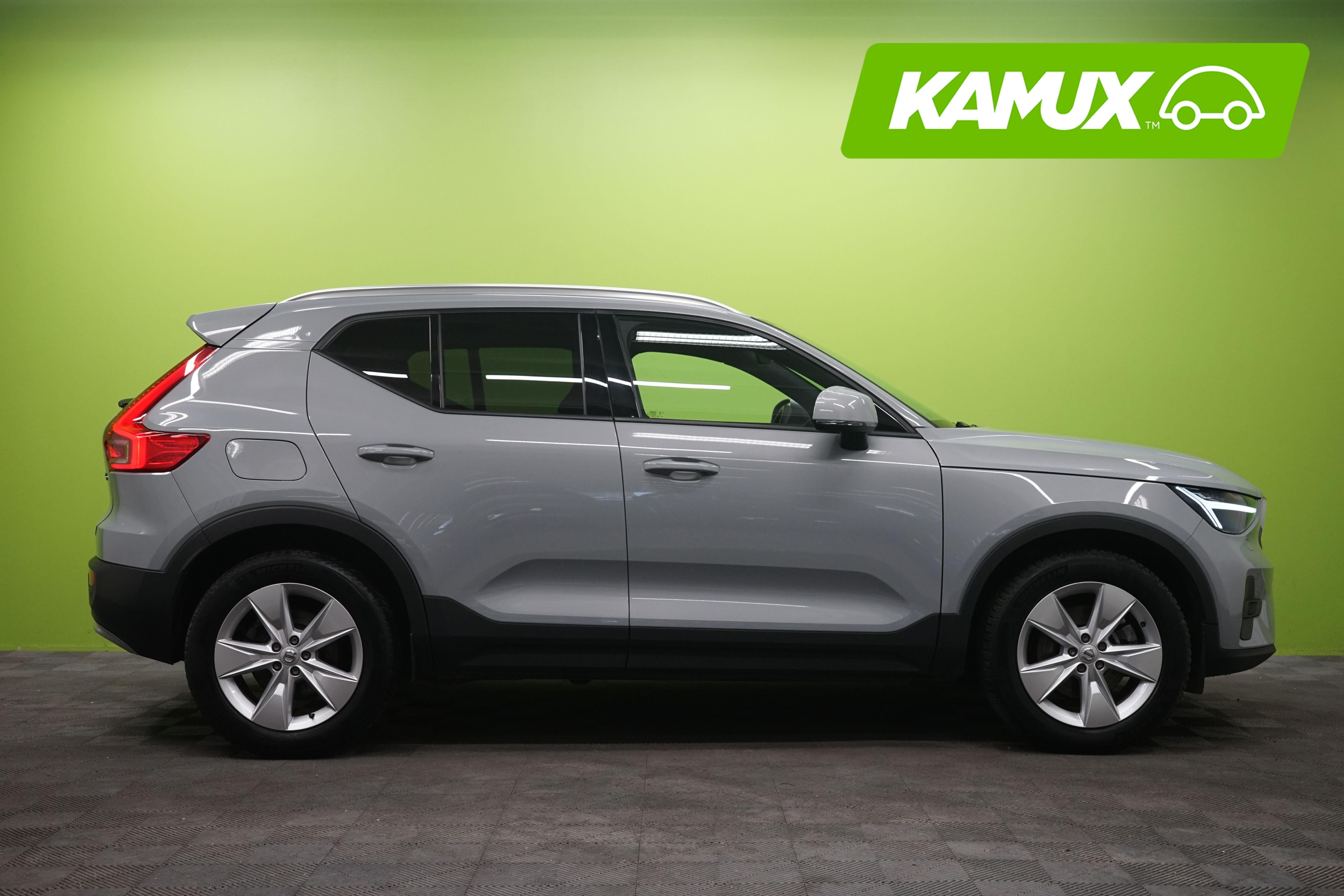 Volvo XC40 B3 MHEV Core 2024, kuva 2/20