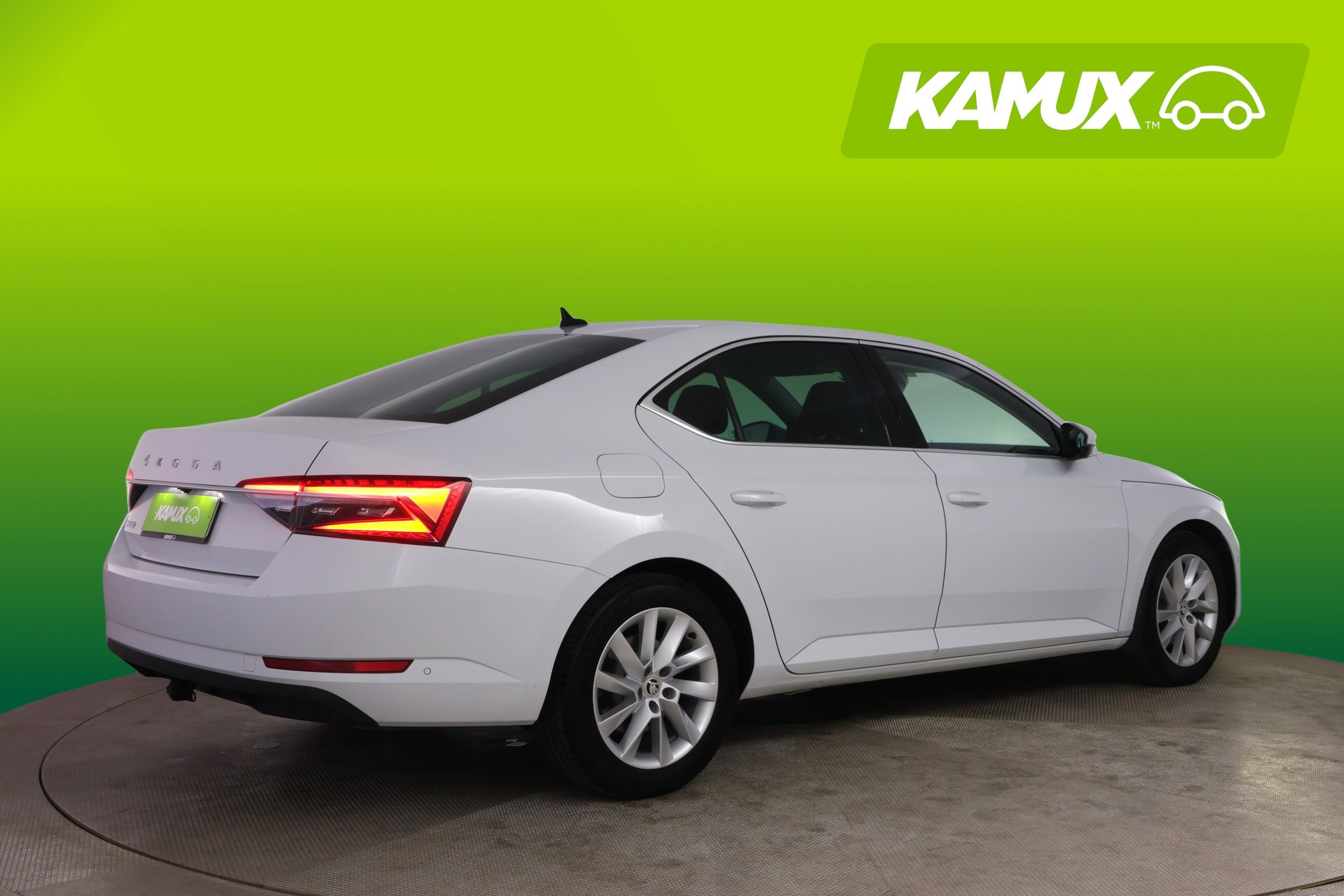 Skoda Superb 2020, kuva 2/34