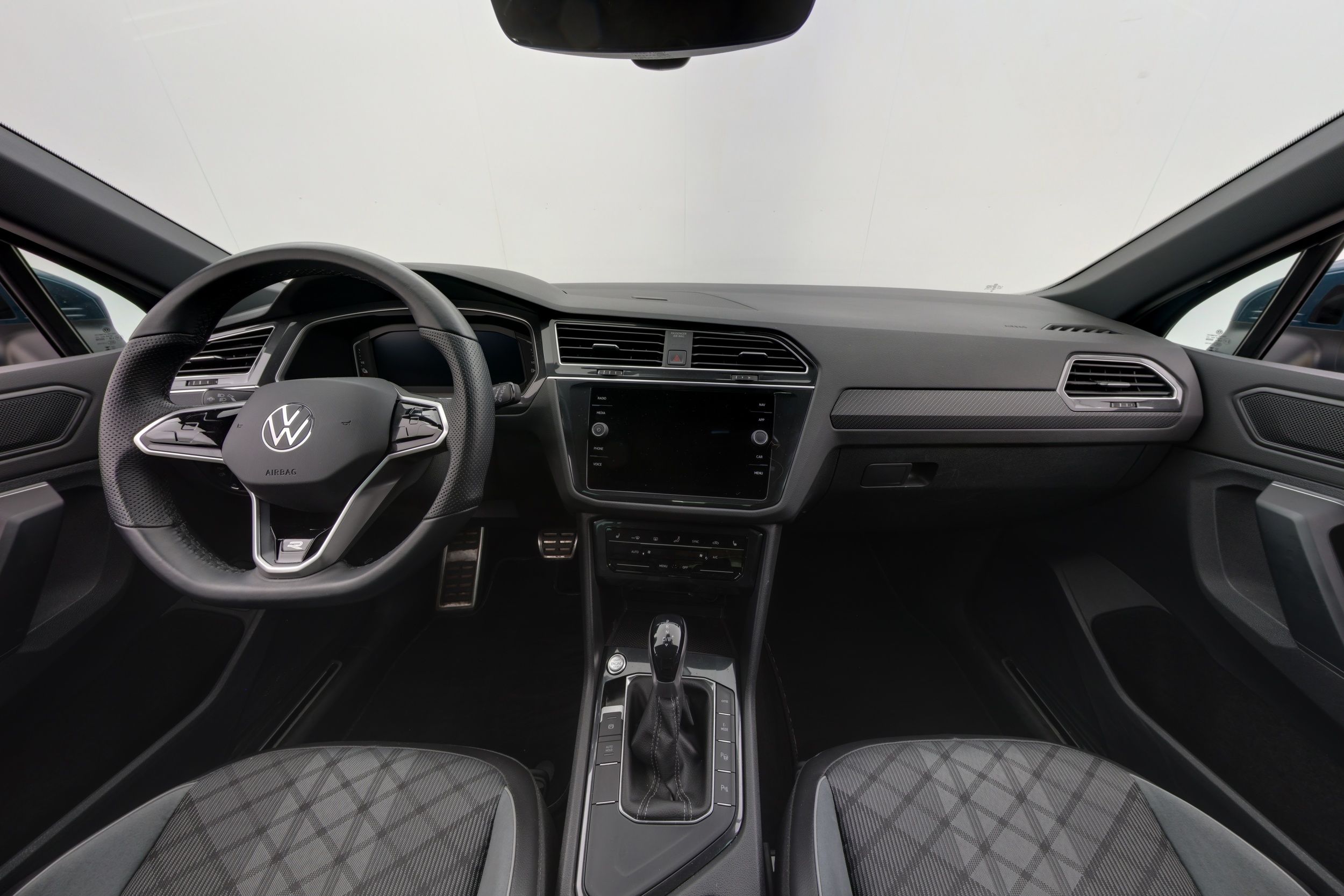 Volkswagen Tiguan 2023, kuva 7/17