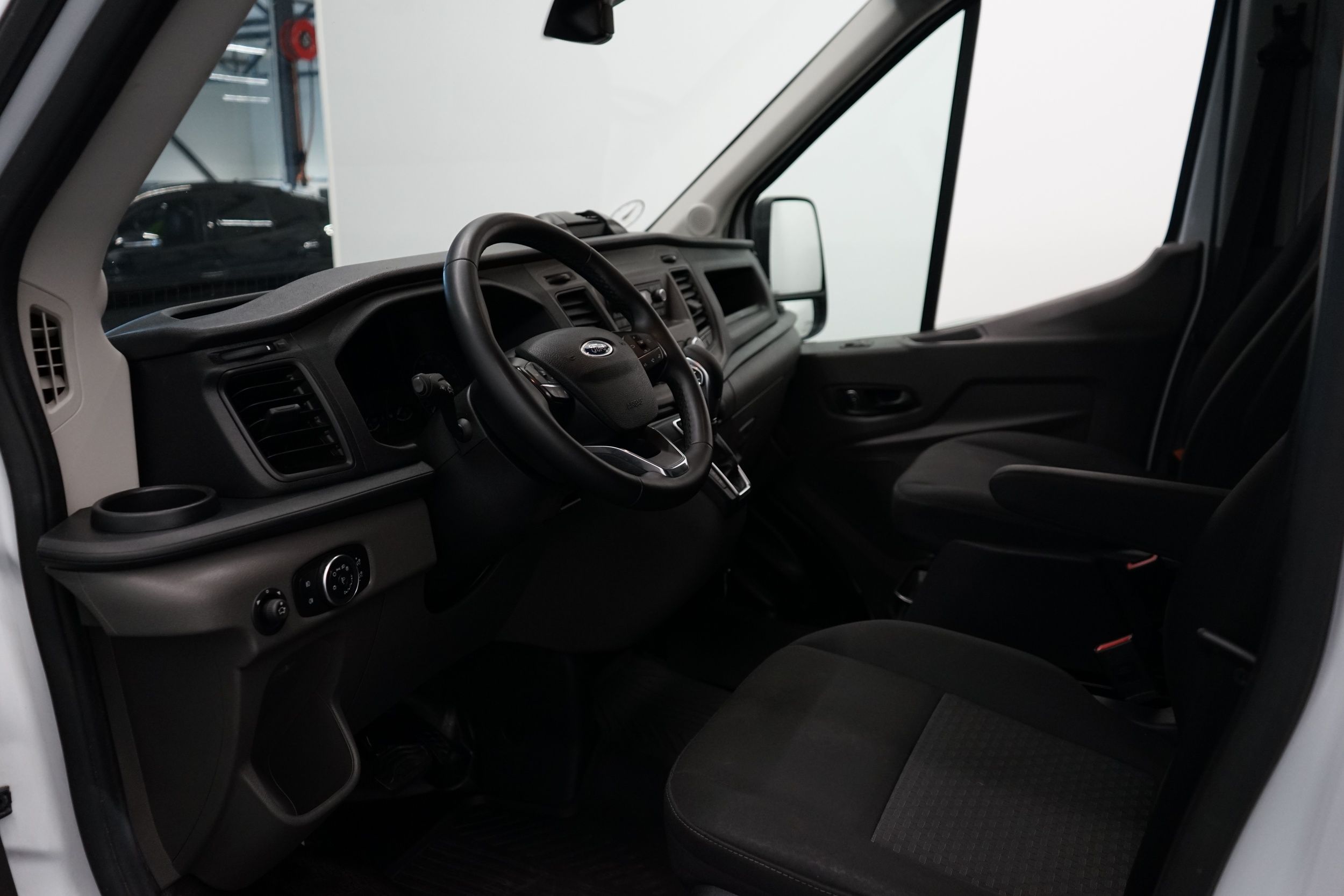 Ford Transit 2022, kuva 6/15