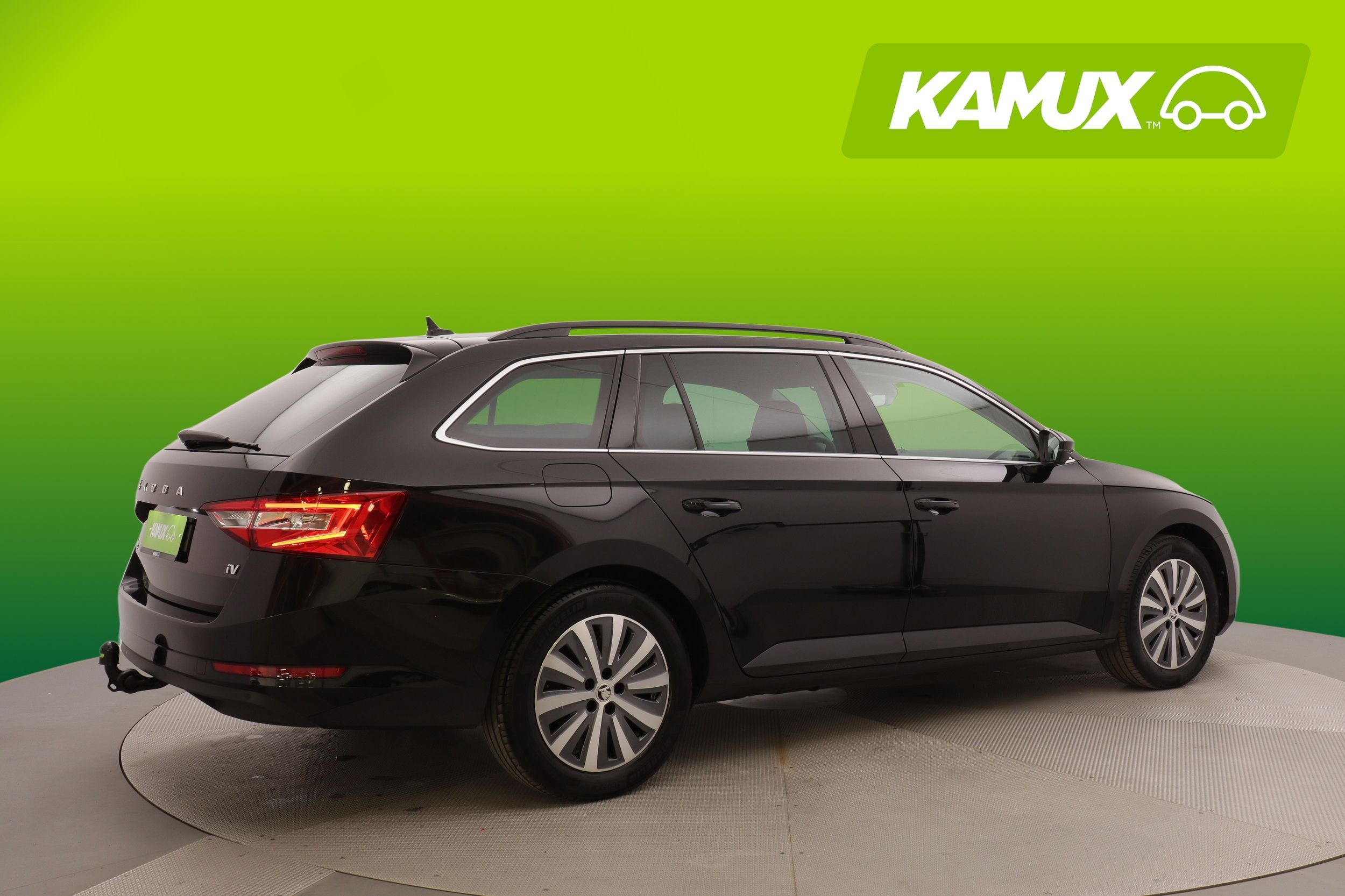Skoda Superb 2022, kuva 2/25