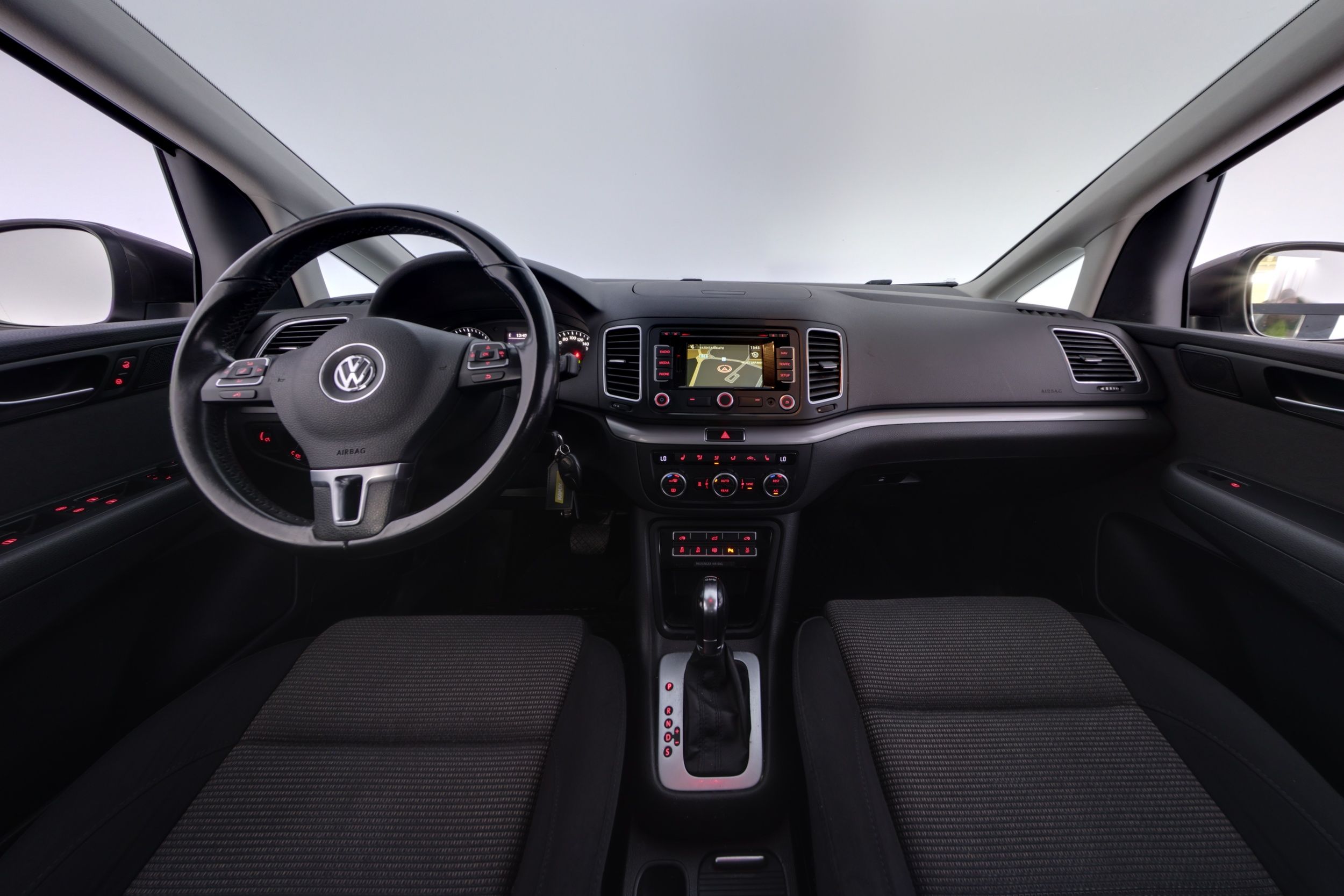 Volkswagen Sharan 2014, kuva 7/25