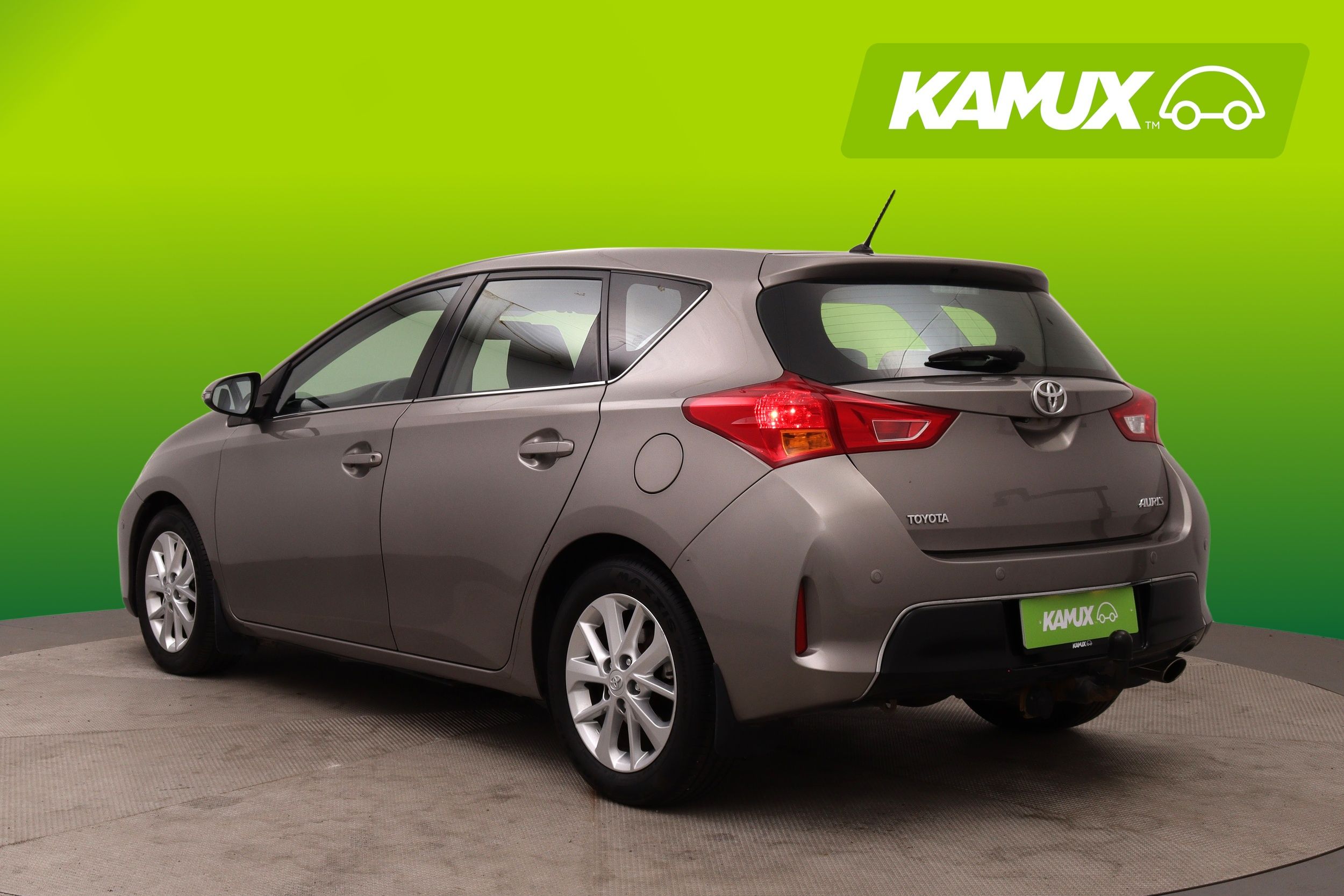 Toyota Auris 1.6 Life 2014, photo 4/23