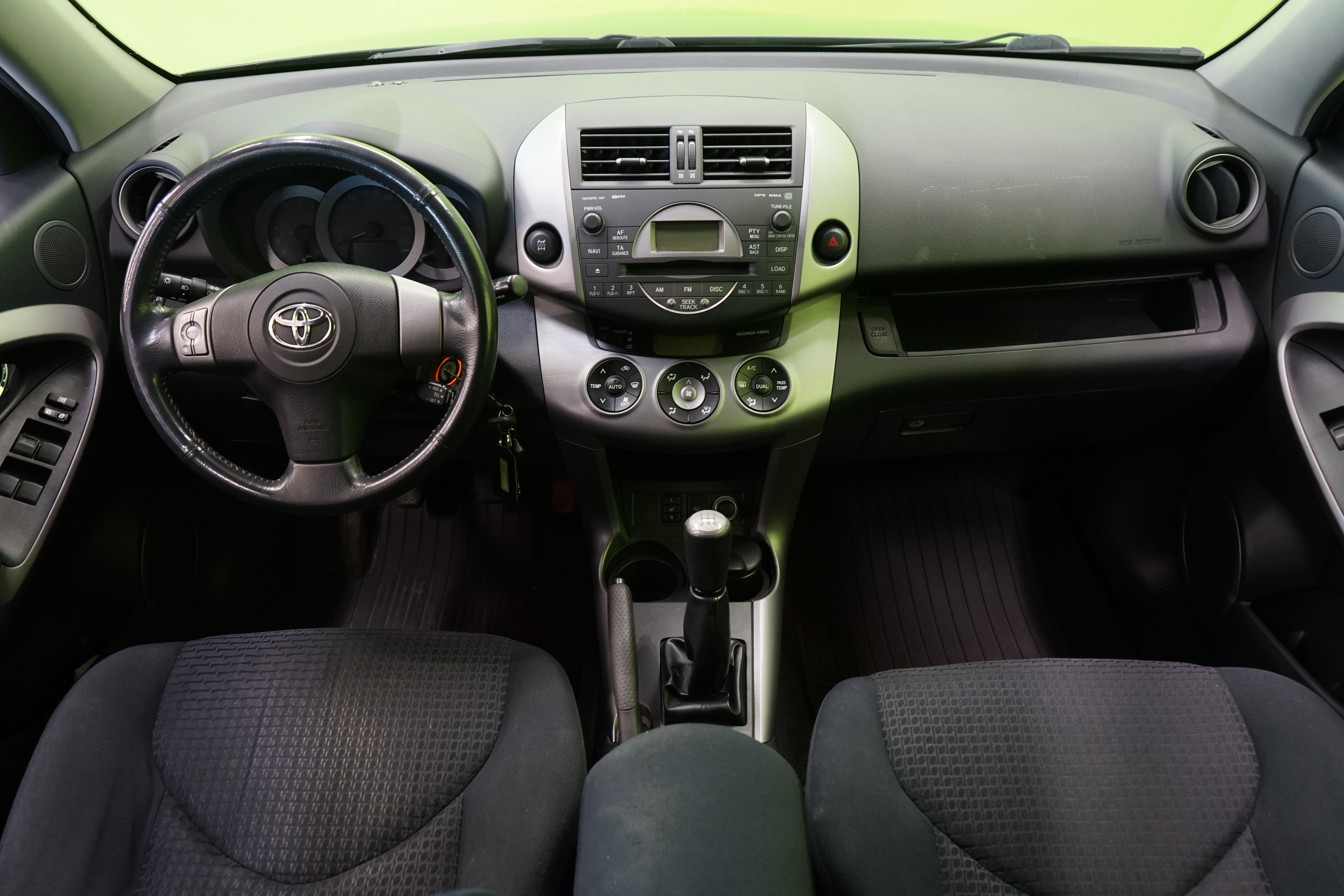 Toyota RAV4 2,0 VVT-i 4WD 2008, kuva 7/21